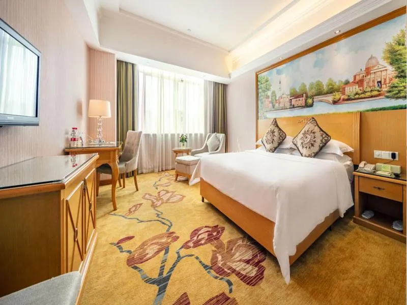 Bed in Vienna Hotel Banxuegang Road