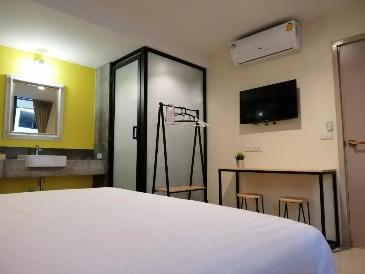 Photo of the whole room in The Marble Hostel