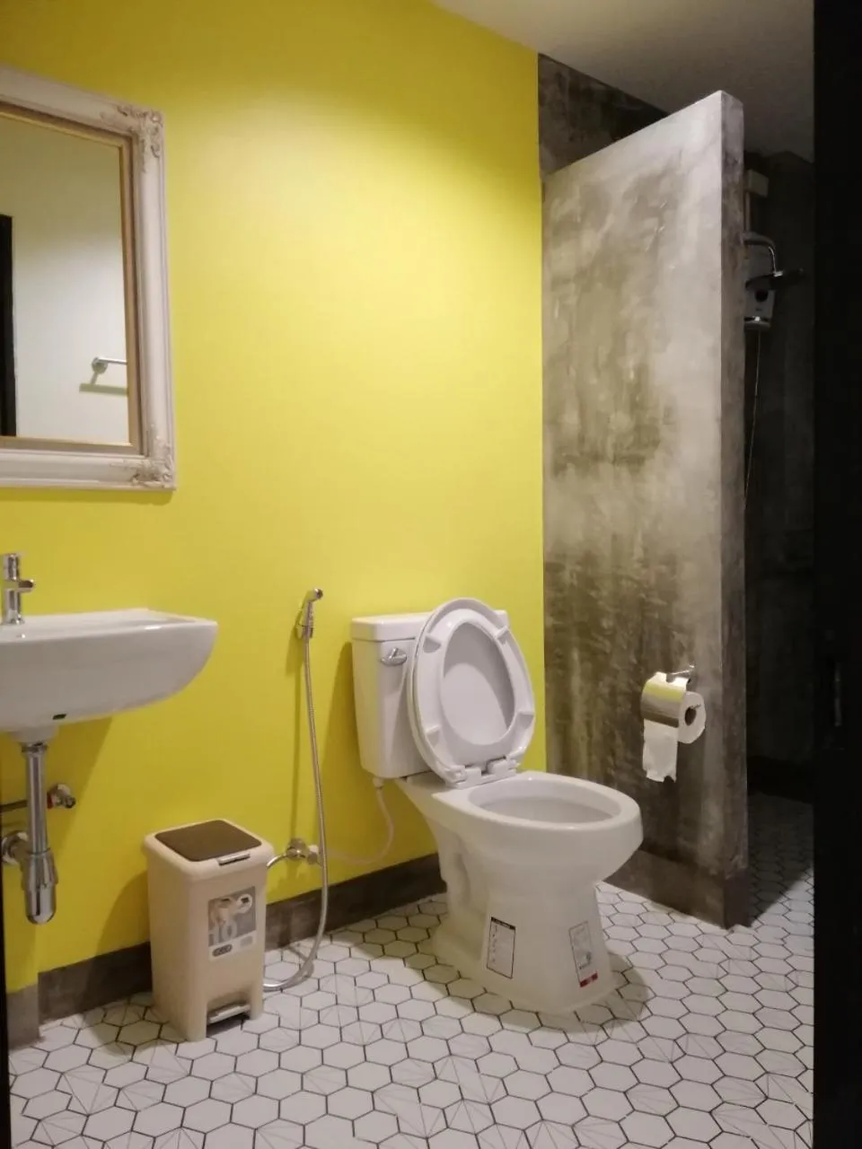 Bathroom in The Marble Hostel