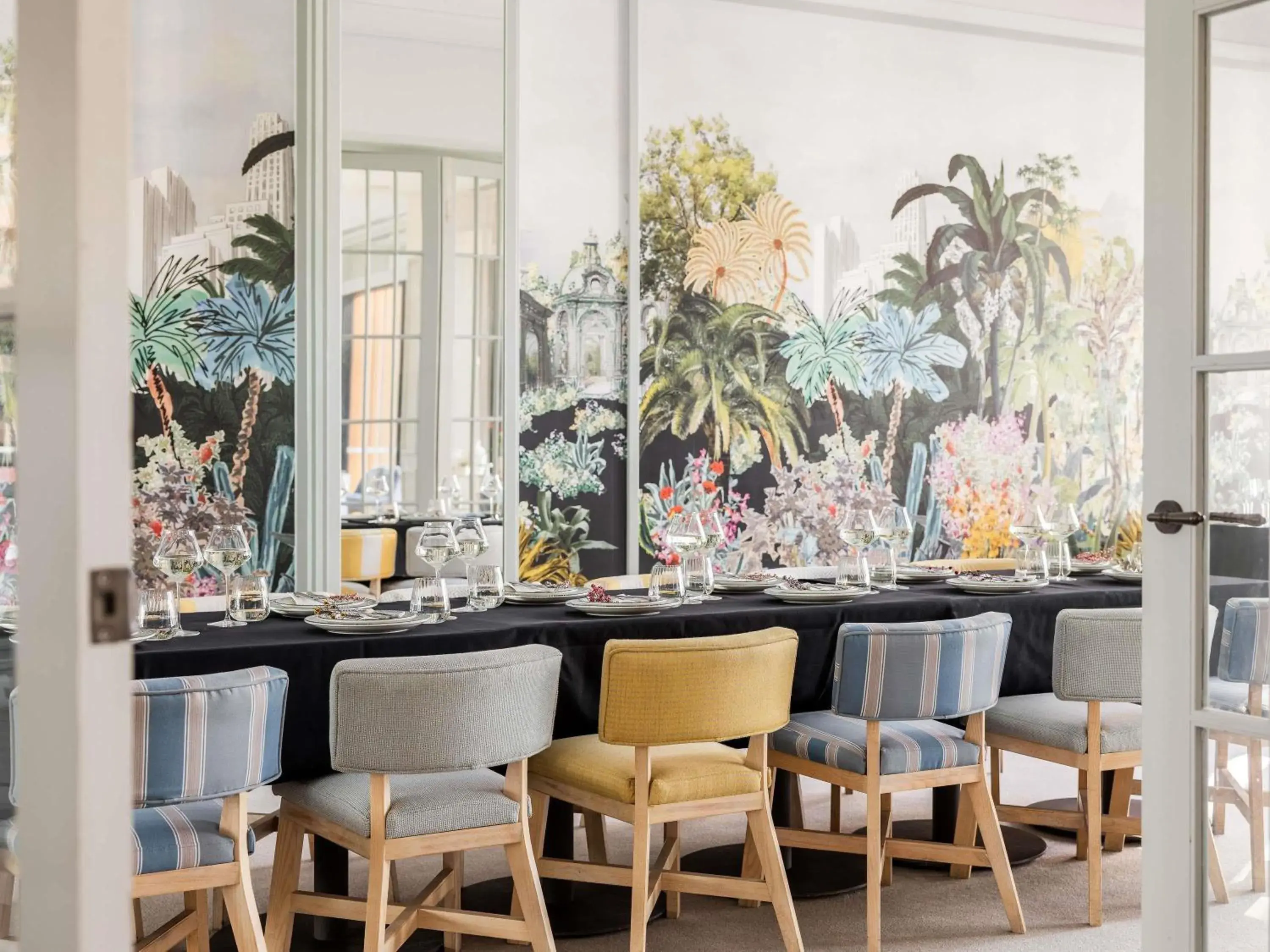 Property building in The Adnate Perth - Art Series Property building in The Adnate Perth - Art Series