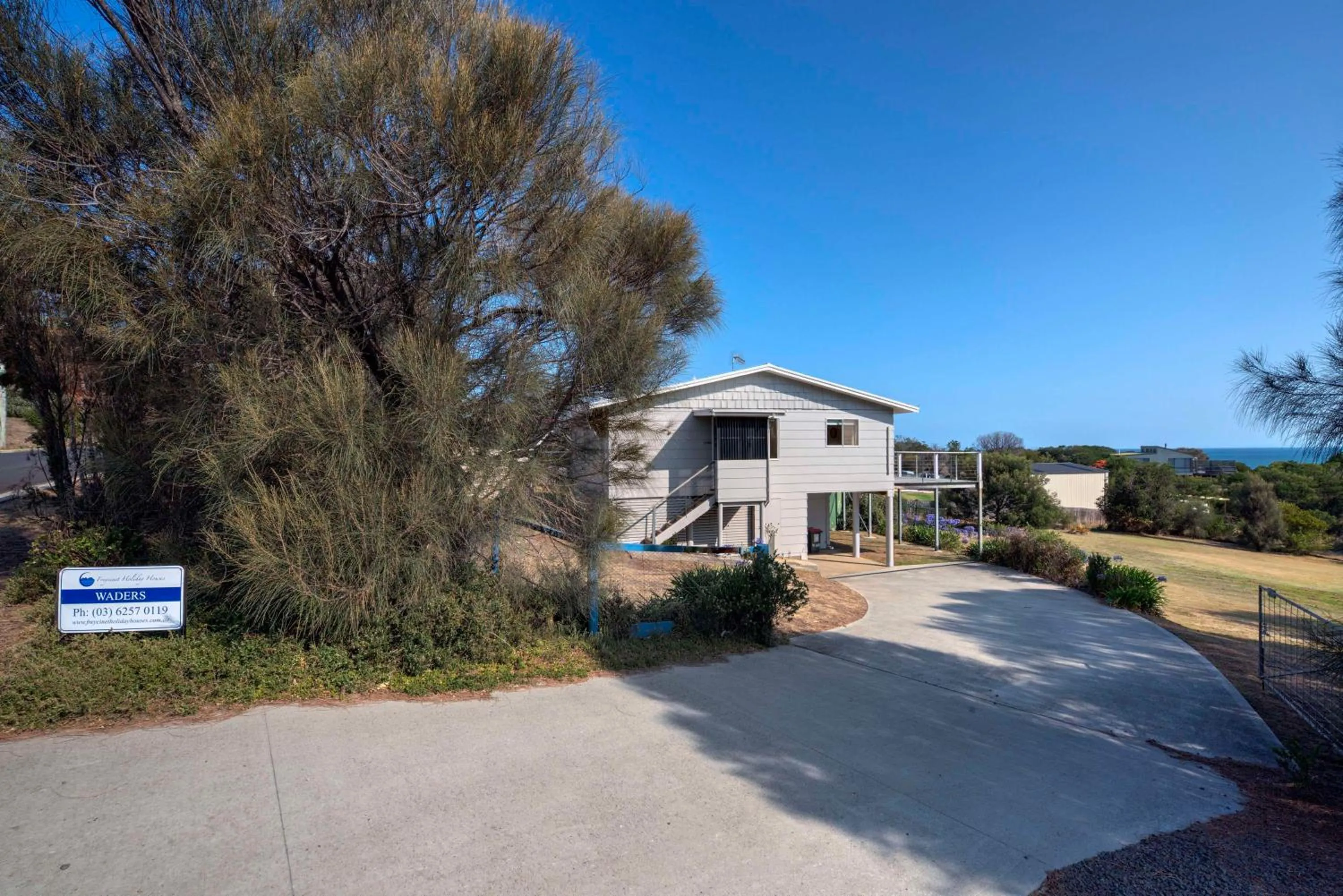Property building in Waders