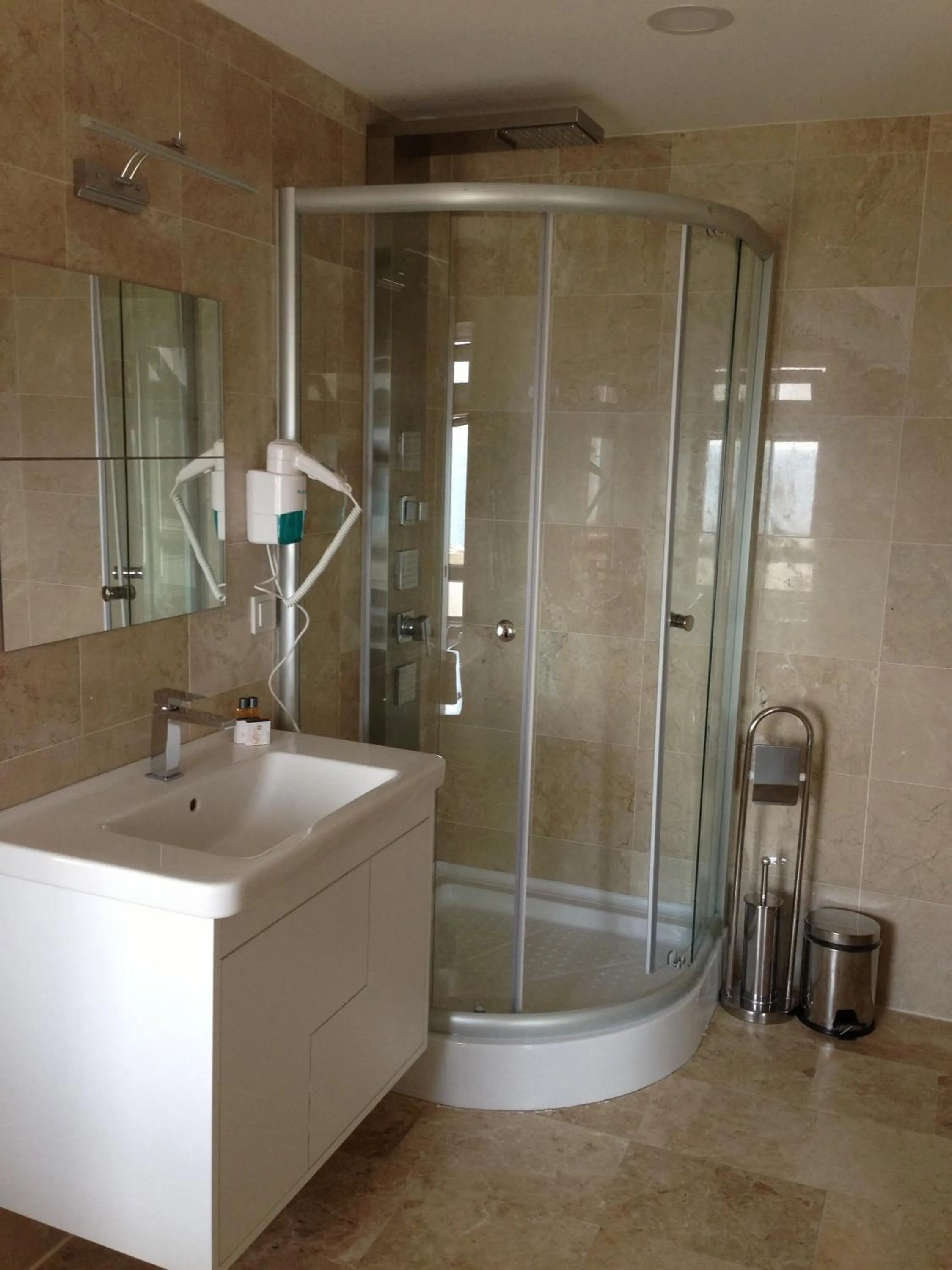 Shower in Rhapsody Hotel Kas