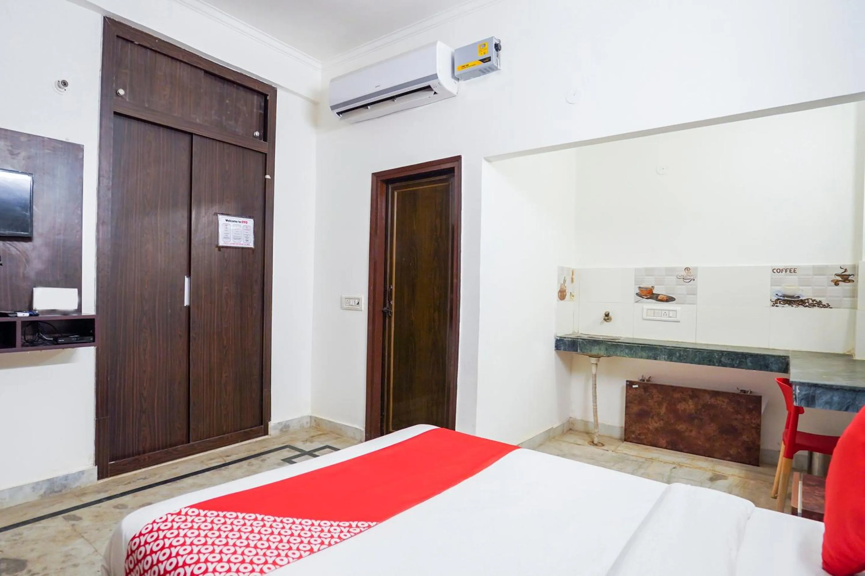 Bedroom, Bed in Hotel O Ratiram Palace BY Wamson