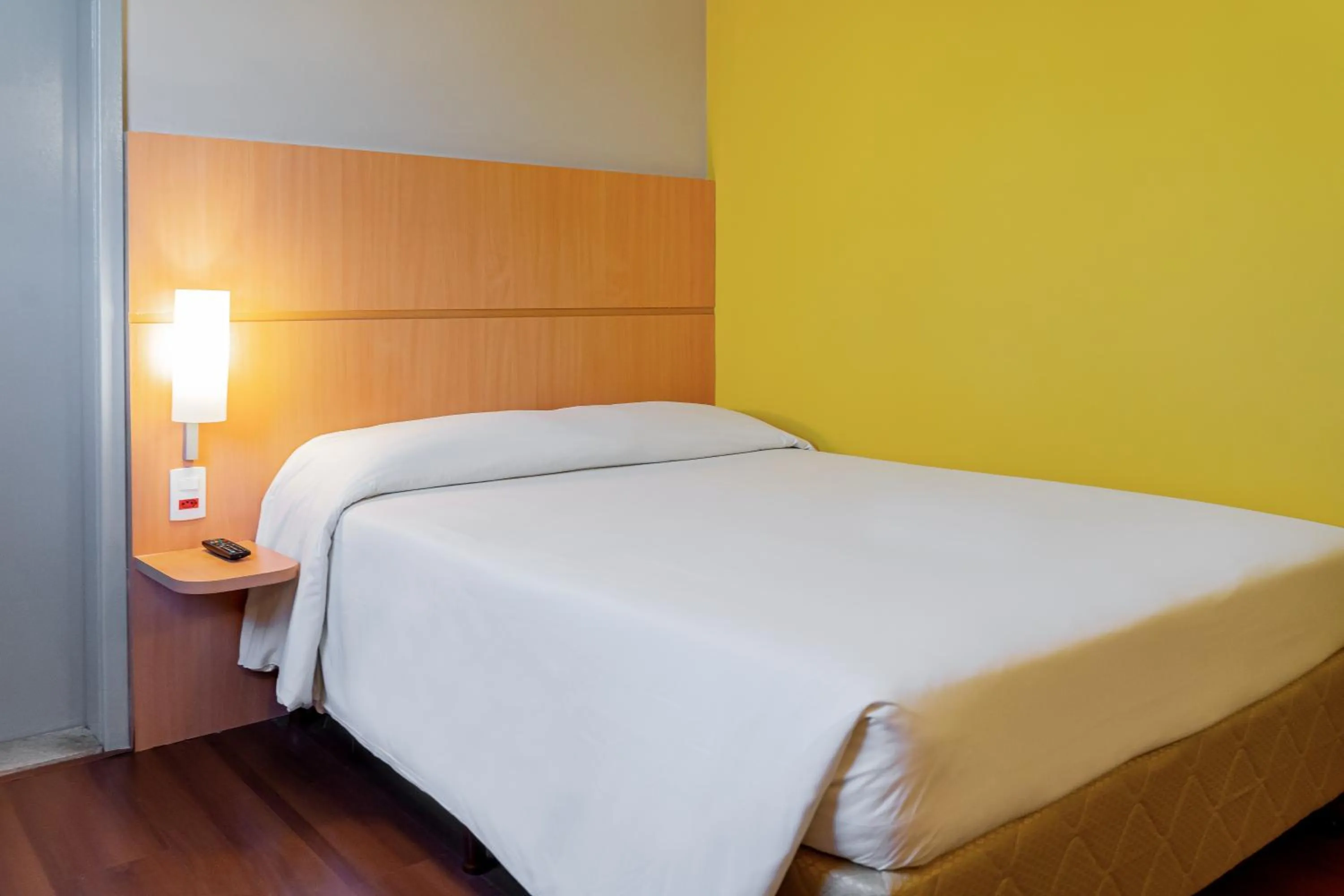 Bed in HUS HOTEL Dourados