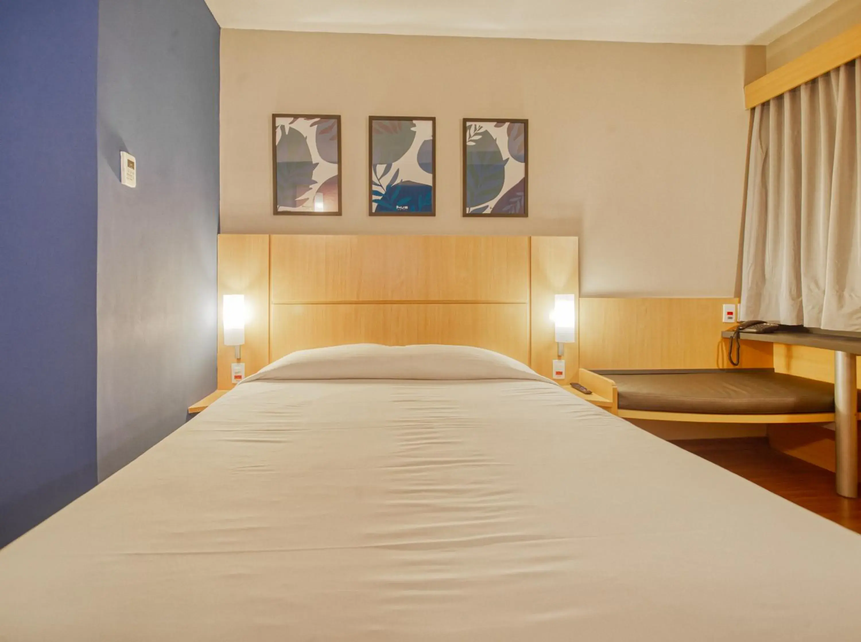 Bed in HUS HOTEL Dourados Bed in HUS HOTEL Dourados