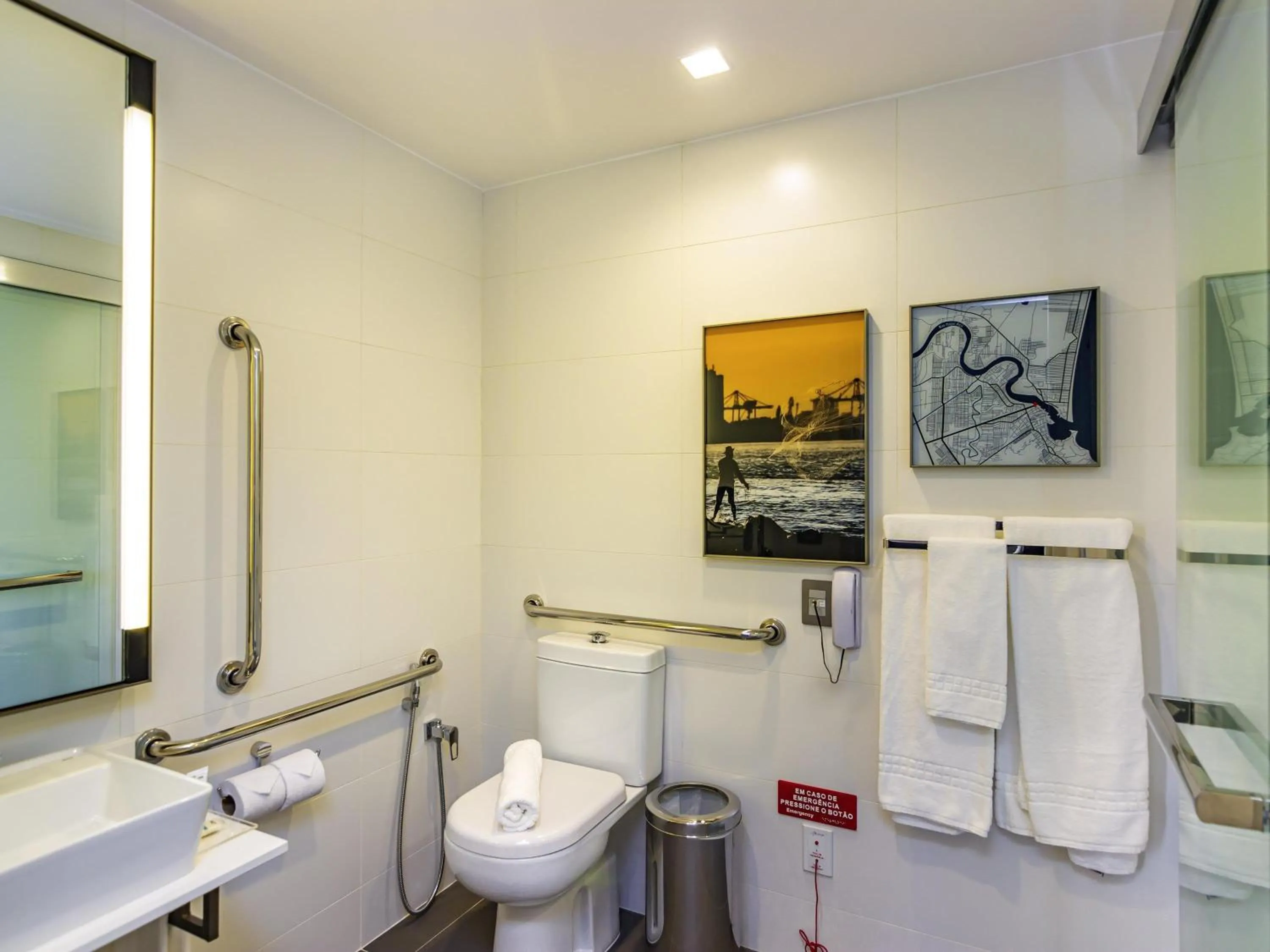 Bedroom in Mercure Itajai Navegantes