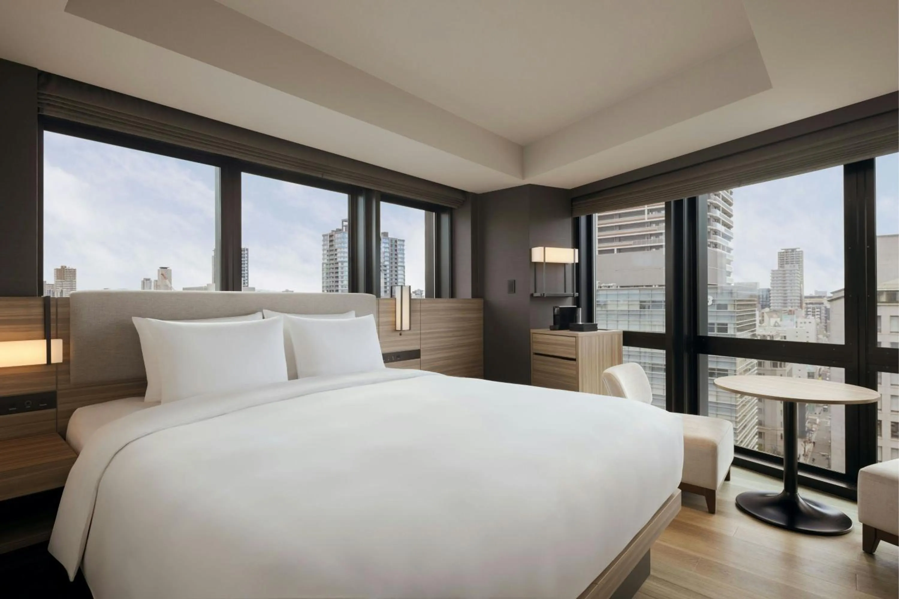 Photo of the whole room, Bed in Courtyard by Marriott Osaka Honmachi