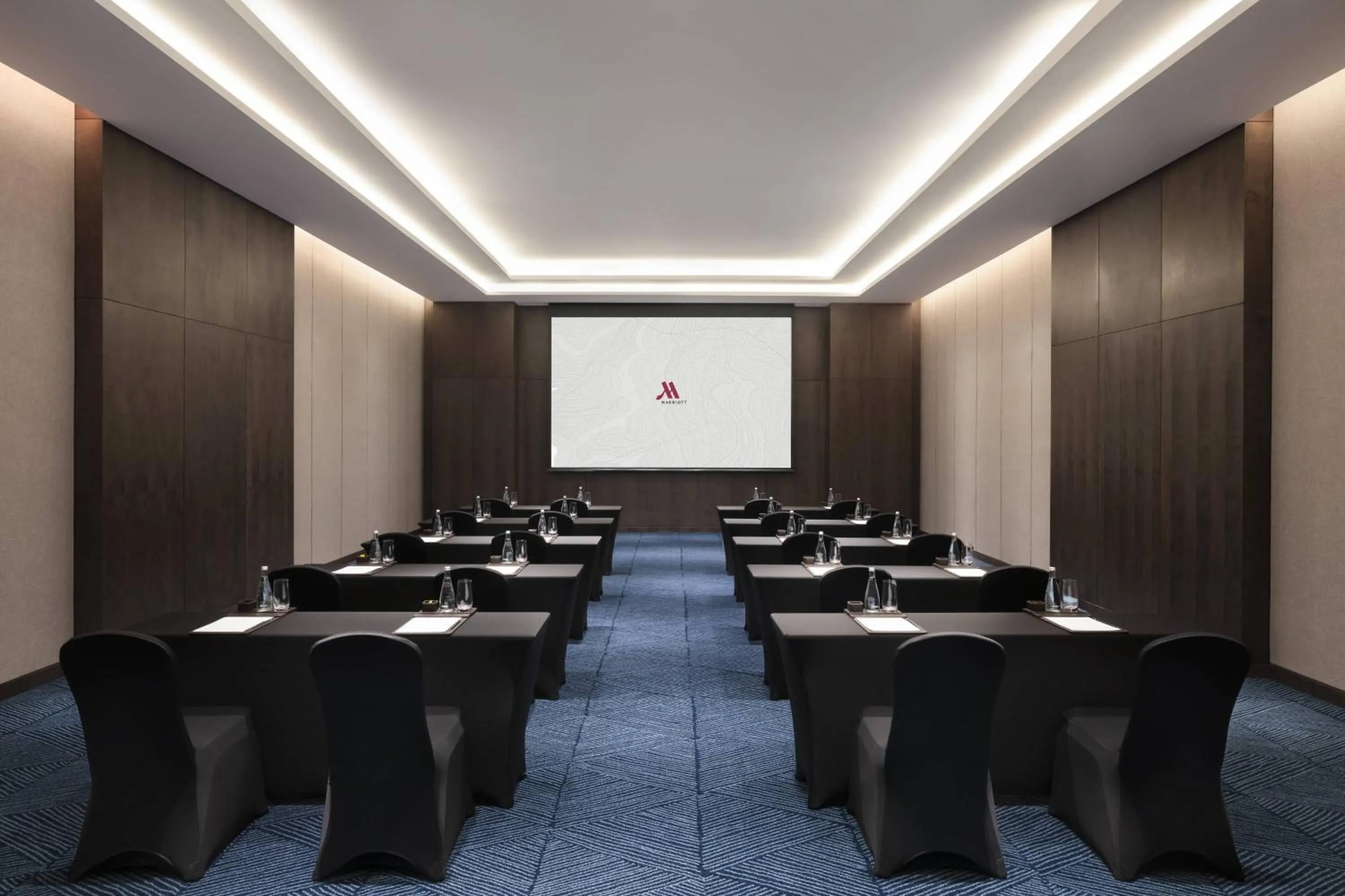 Meeting/conference room in Xuzhou Marriott Hotel Lakeview
