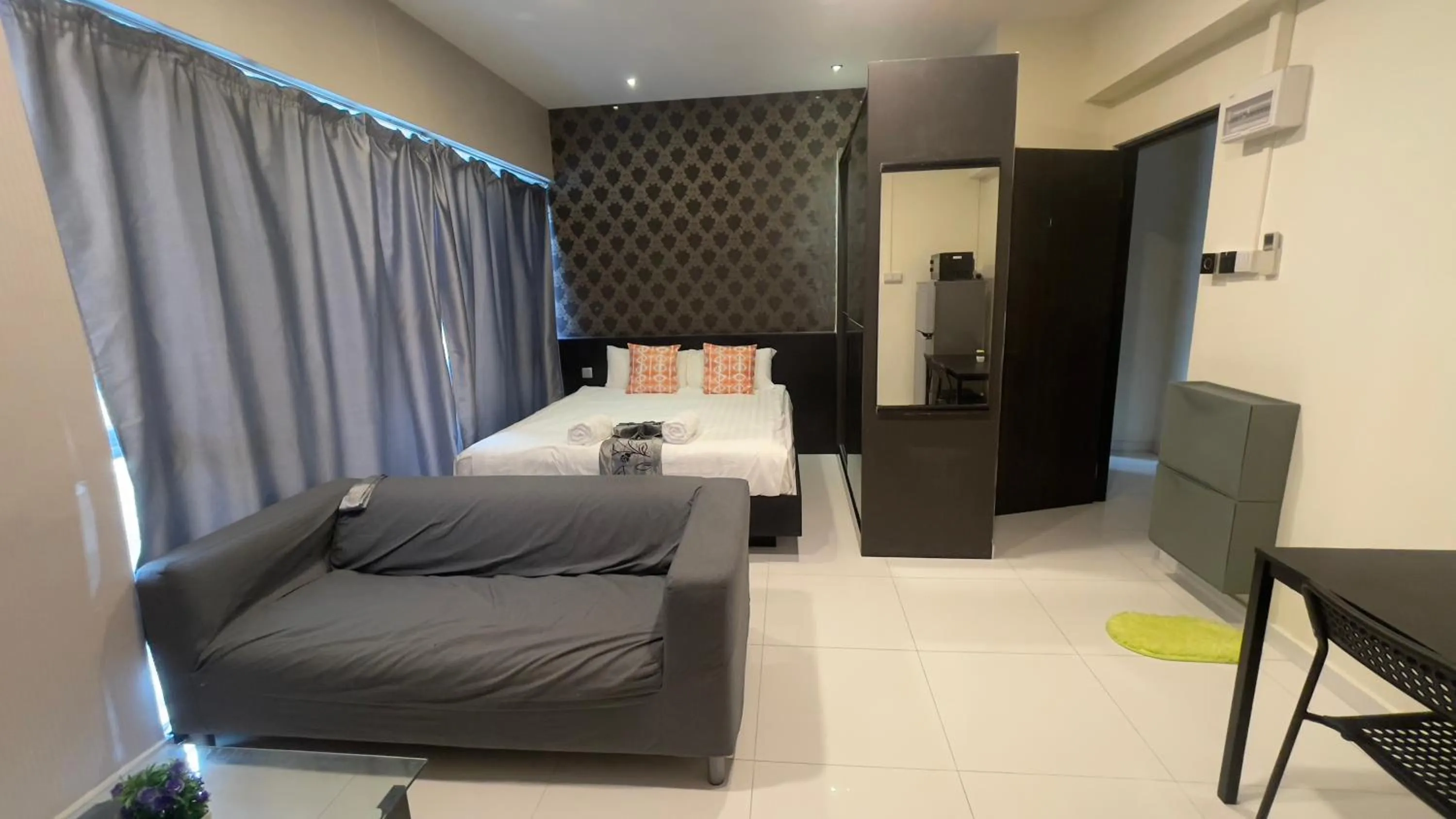 Bed in JJH Serviced Apartments near Serangoon MRT