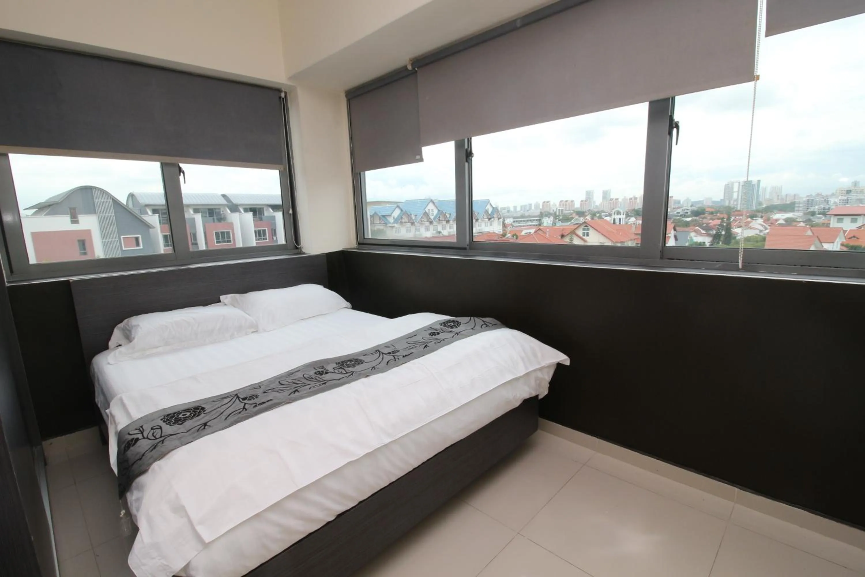 Bed in JJH Serviced Apartments near Serangoon MRT