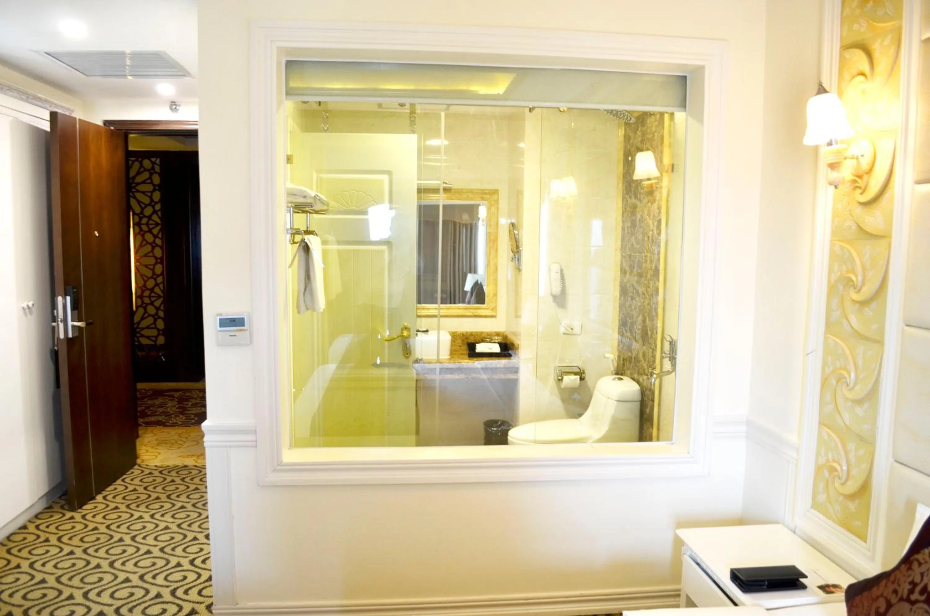 Bathroom in Muong Thanh Luxury Song Lam Hotel