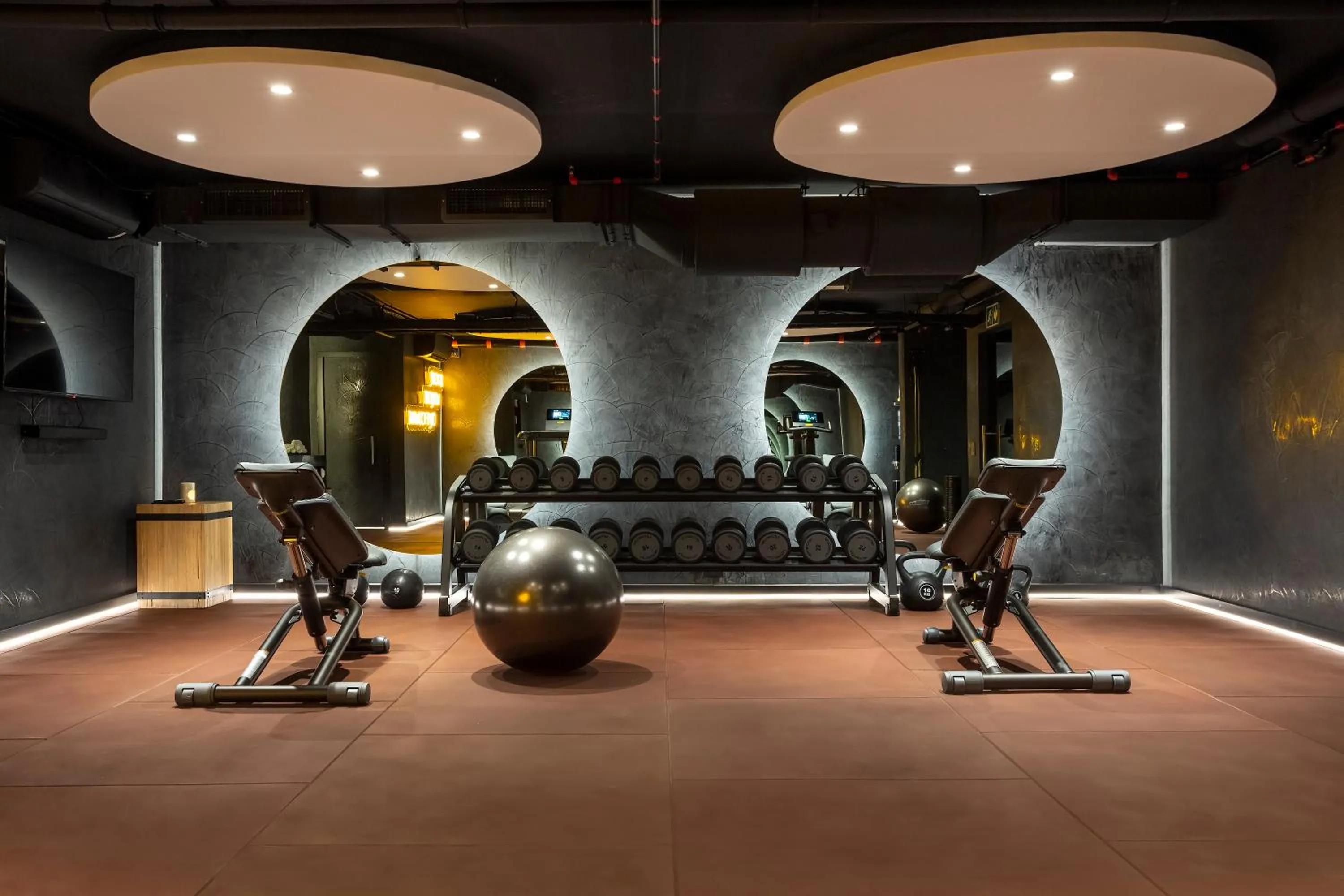 Fitness centre/facilities in O' Two Hotel