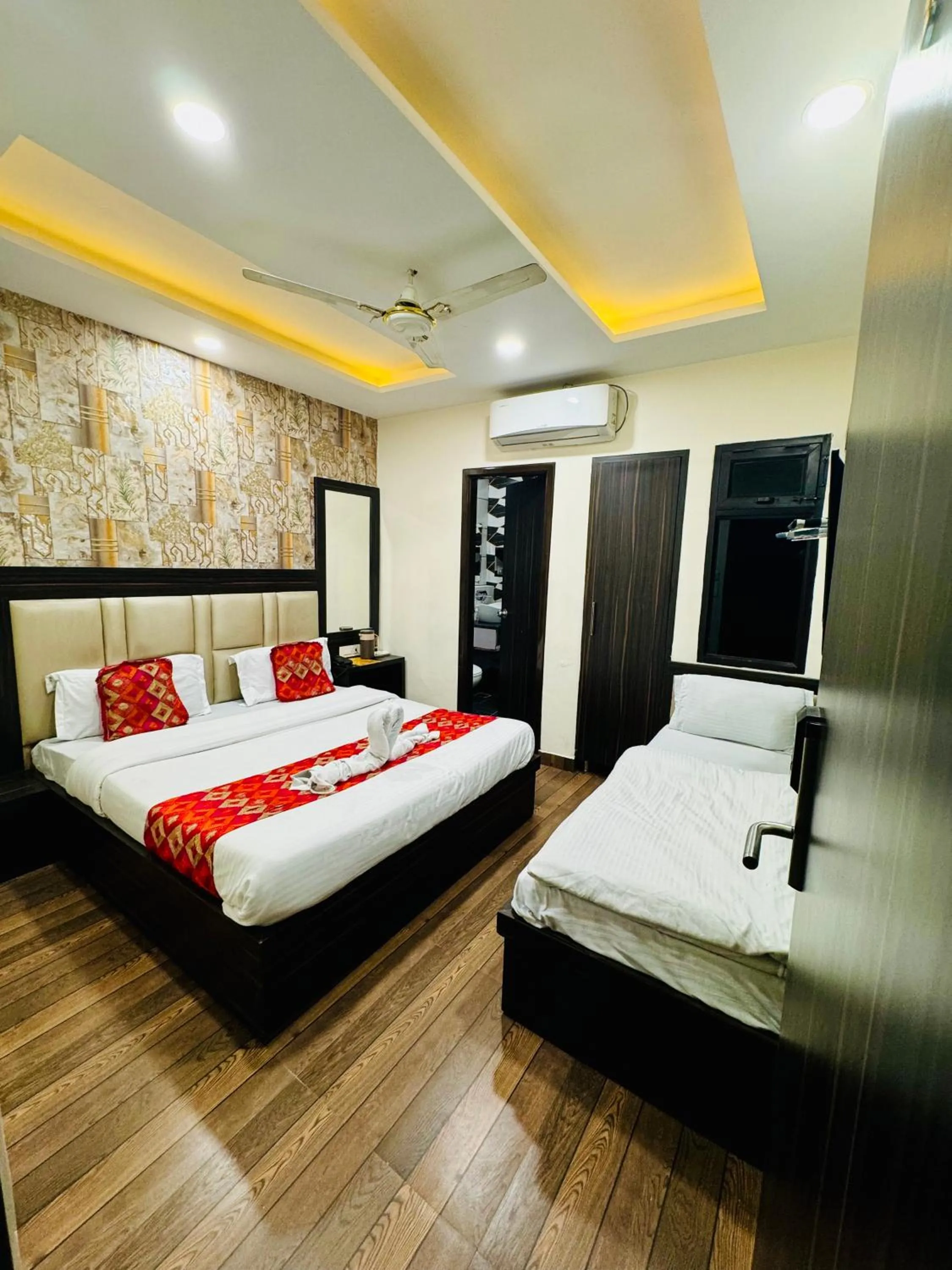 Photo of the whole room, Bed in Hotel Kabir Residency