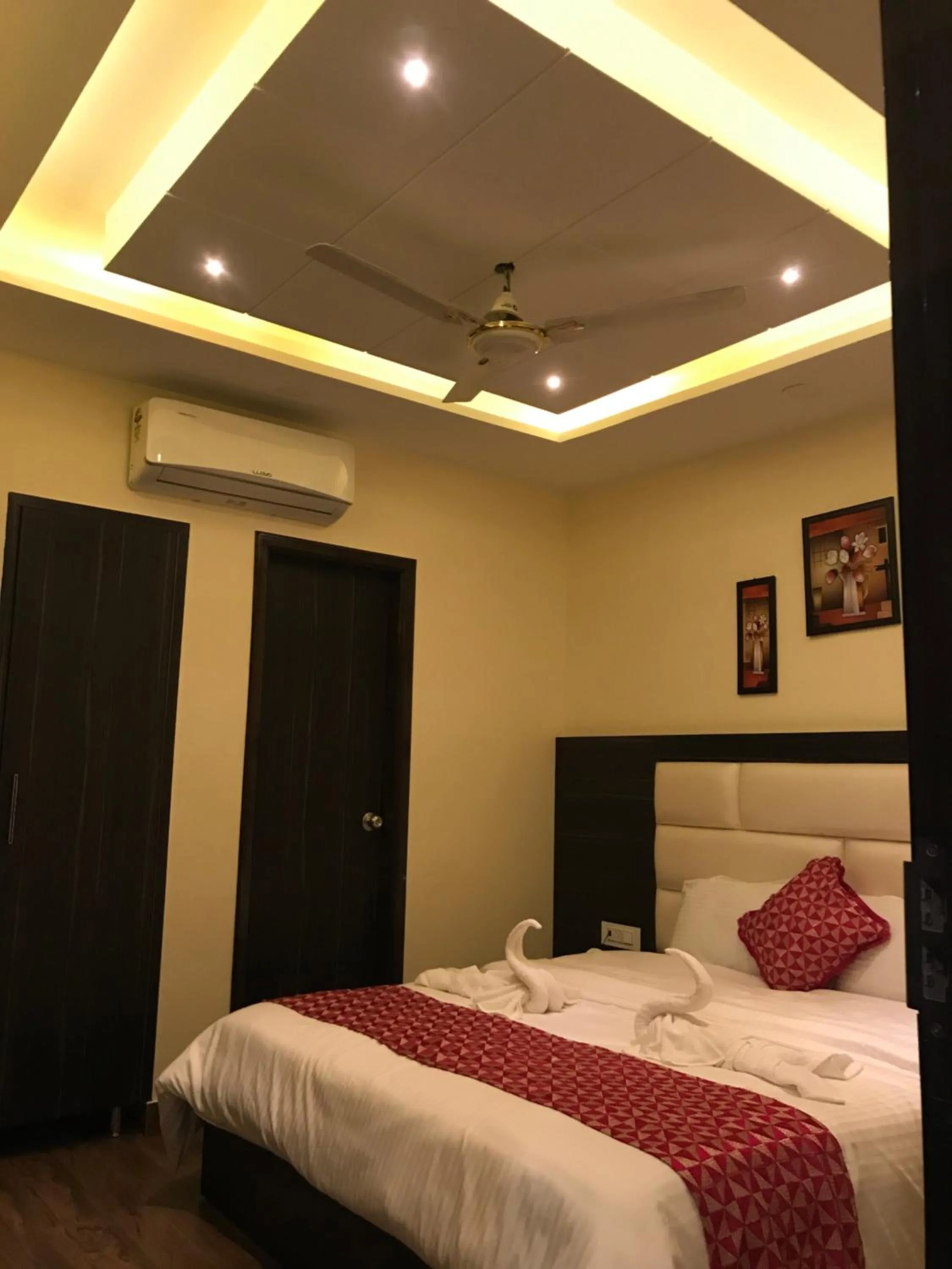 Bedroom, Bed in Hotel Kabir Residency