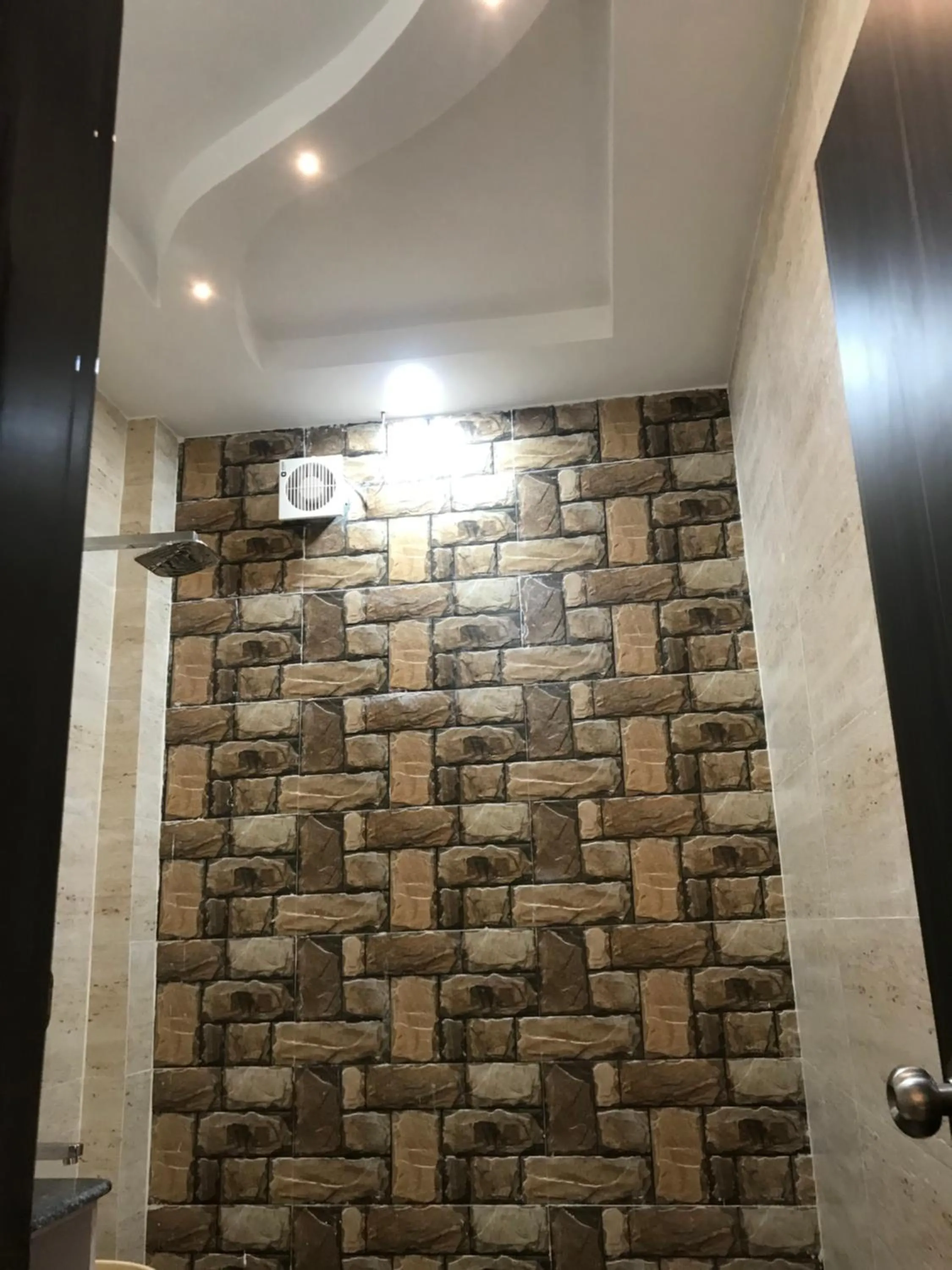 Bathroom in Hotel Kabir Residency