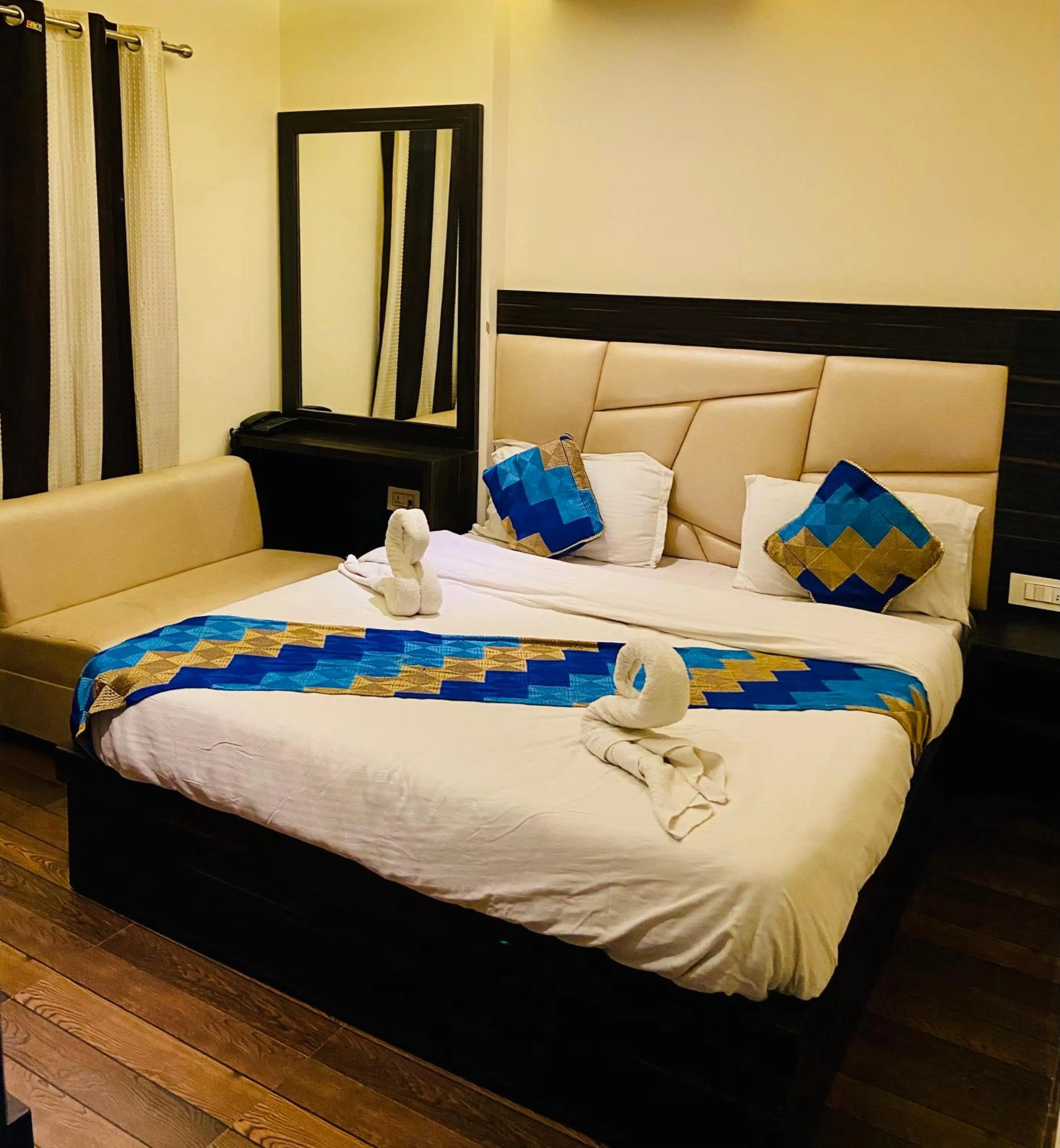 Bed in Hotel Kabir Residency
