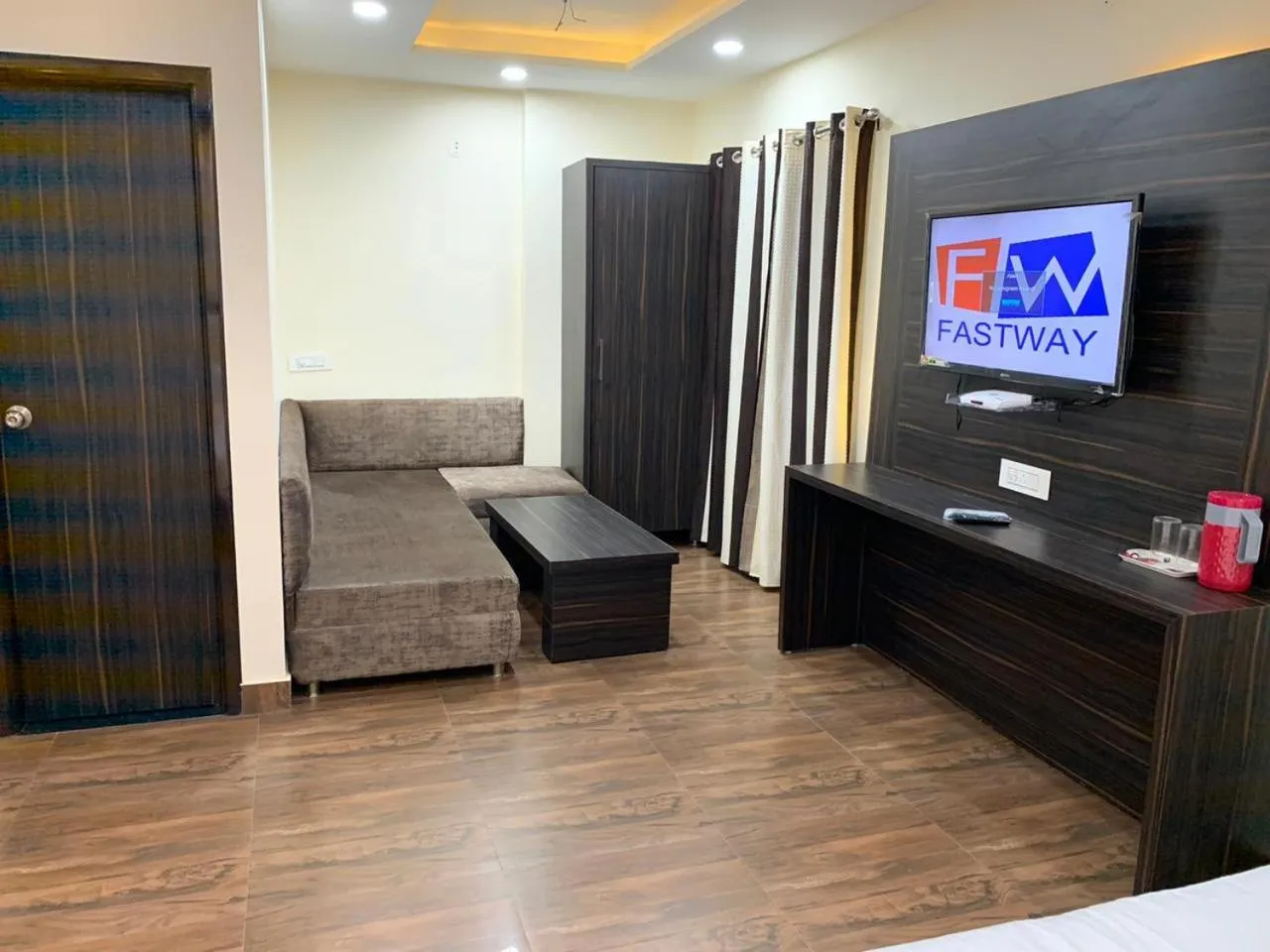 TV and multimedia, Bed in Hotel Kabir Residency