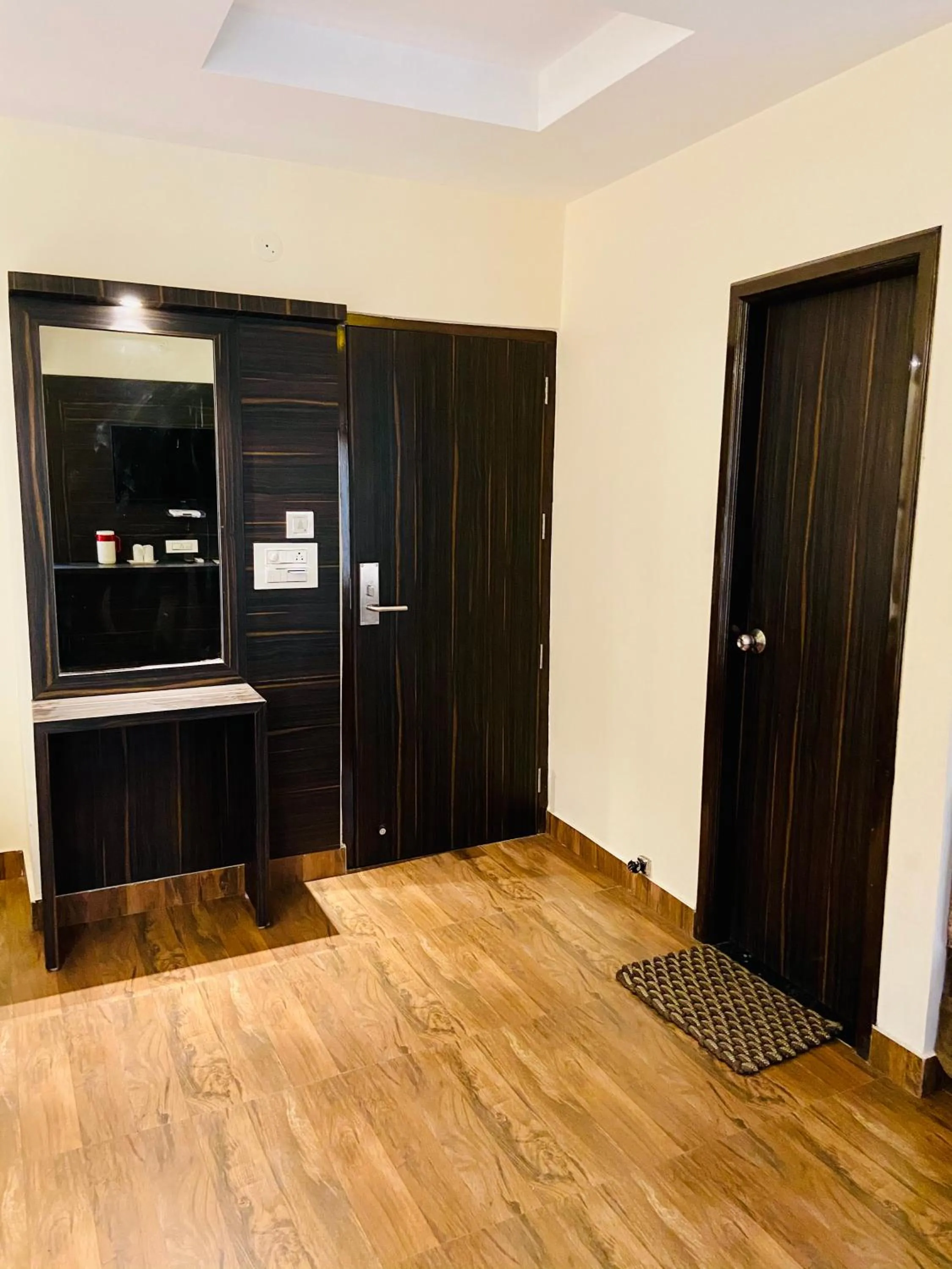 Area and facilities in Hotel Kabir Residency