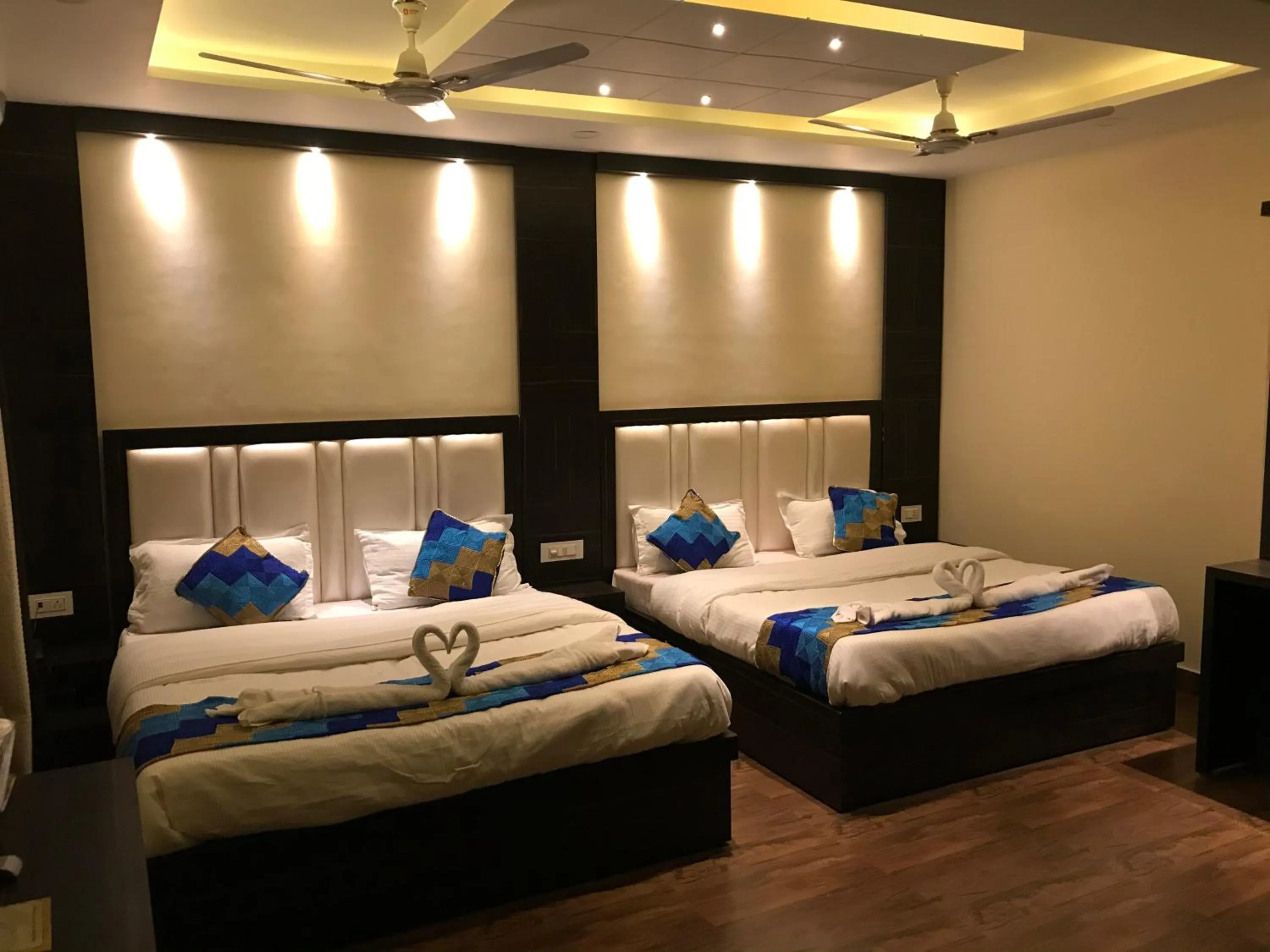 Bed in Hotel Kabir Residency