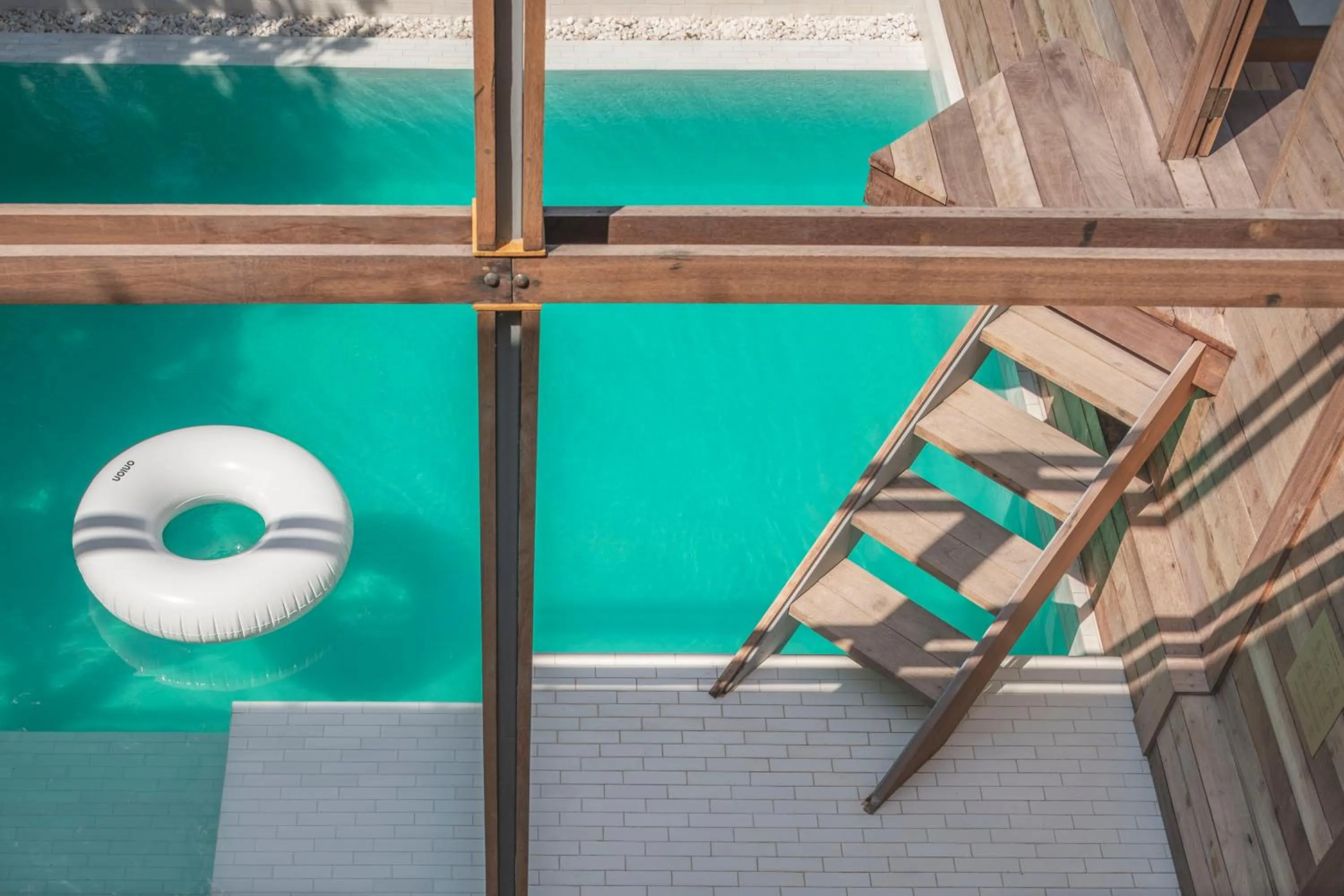 Swimming pool in Baan Pomphet