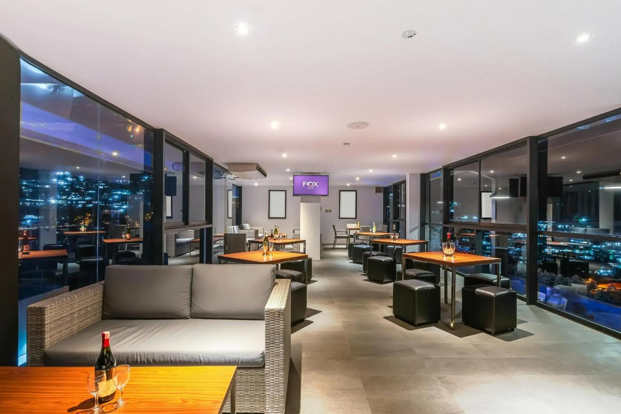 Lounge or bar in Fox Hotel Jayapura Lounge or bar in Fox Hotel Jayapura