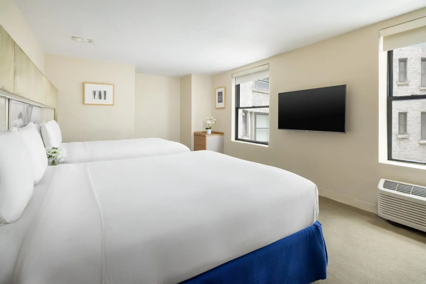 Bed in Shoreham Hotel Bed in Shoreham Hotel