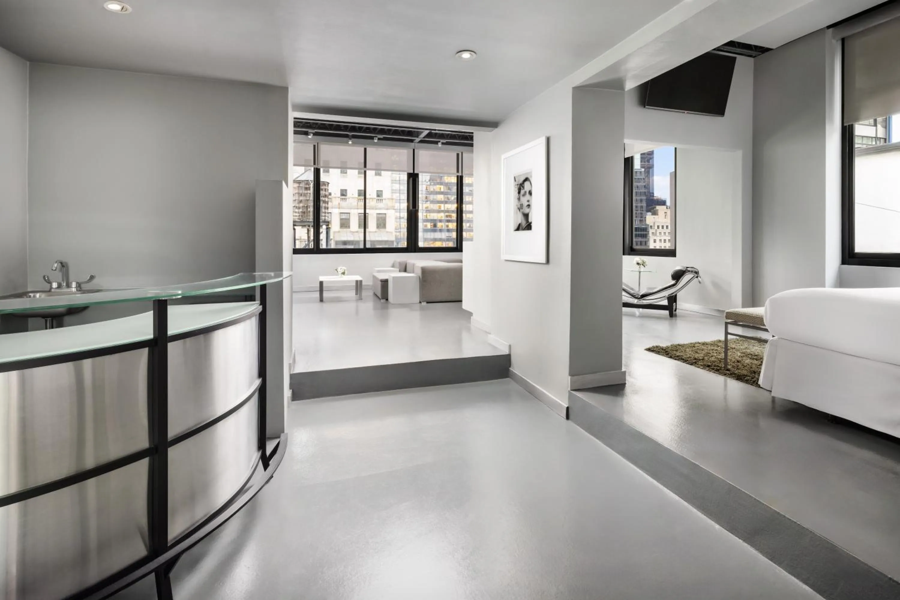 Living room, Bed in The Shoreham