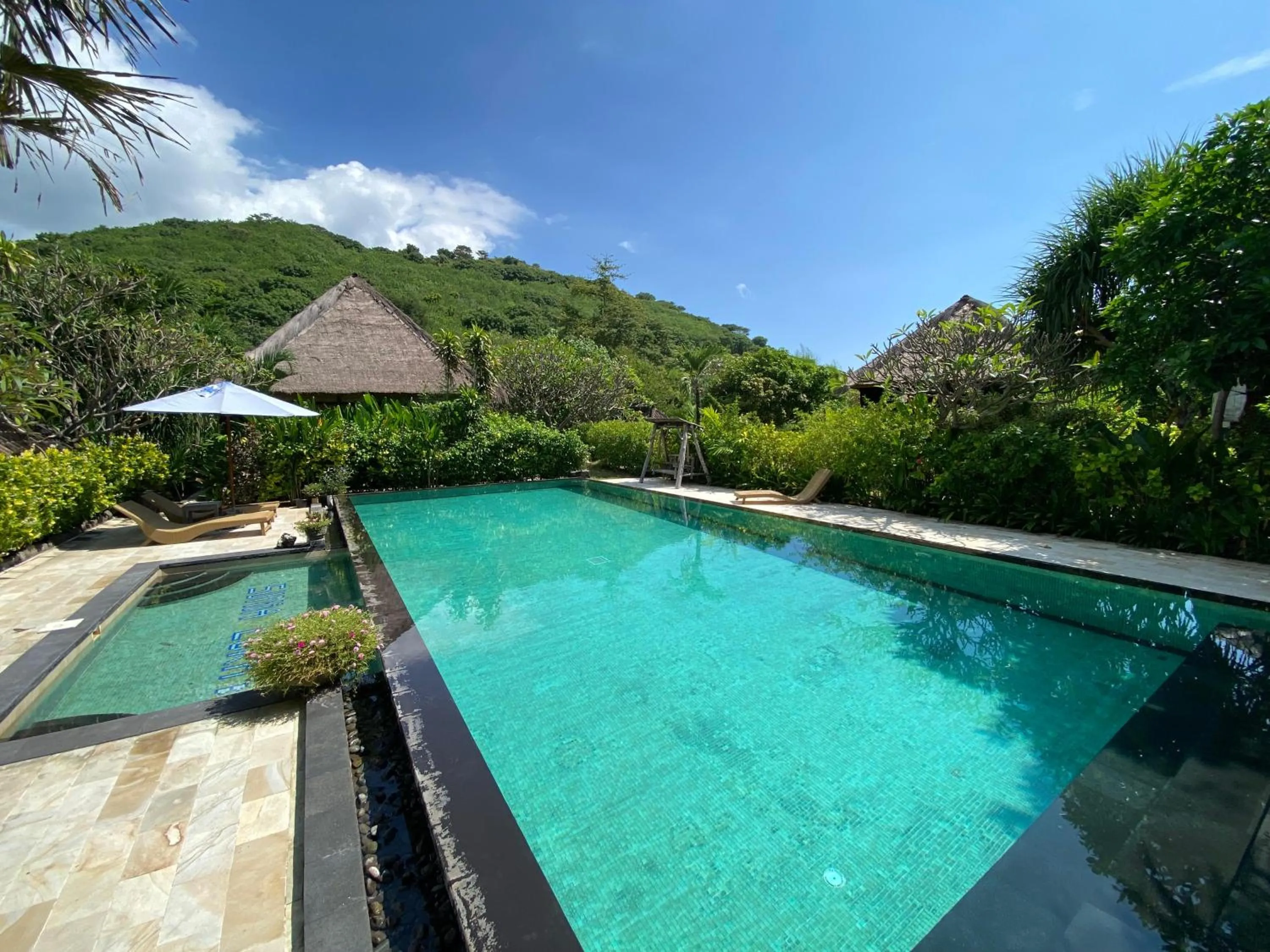 Property building in Sunia Loka Bungalows & Dive Center