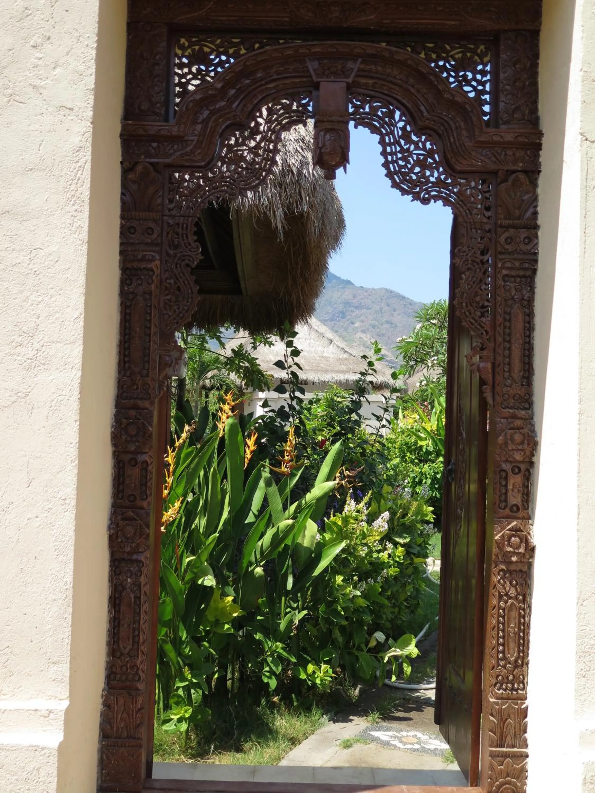 Facade/entrance in Sunia Loka Bungalows & Dive Center