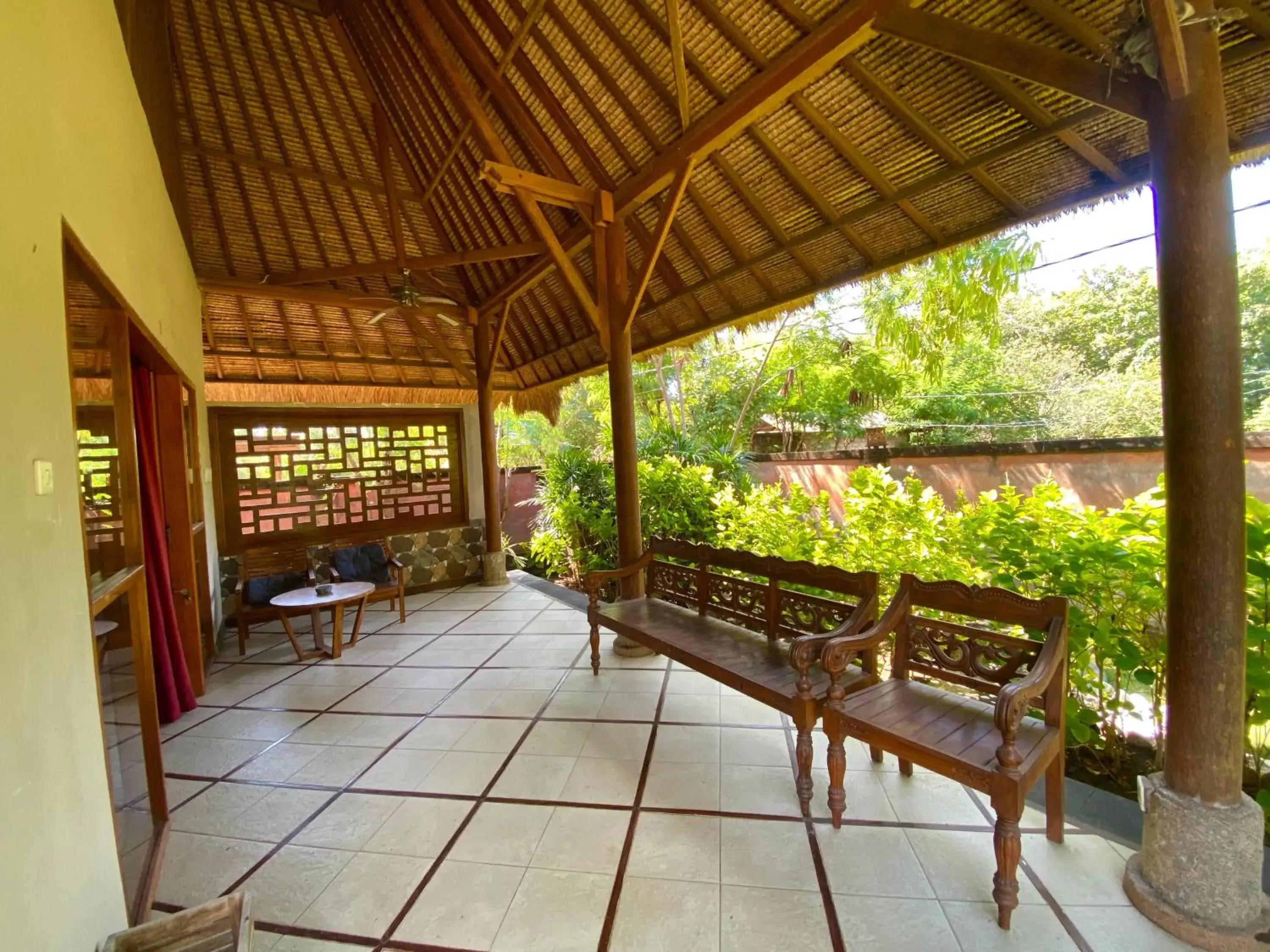 Deluxe Room (2 Adults + 1 Child) in Sunia Loka Bungalows & Dive Center Deluxe Room (2 Adults + 1 Child) in Sunia Loka Bungalows & Dive Center