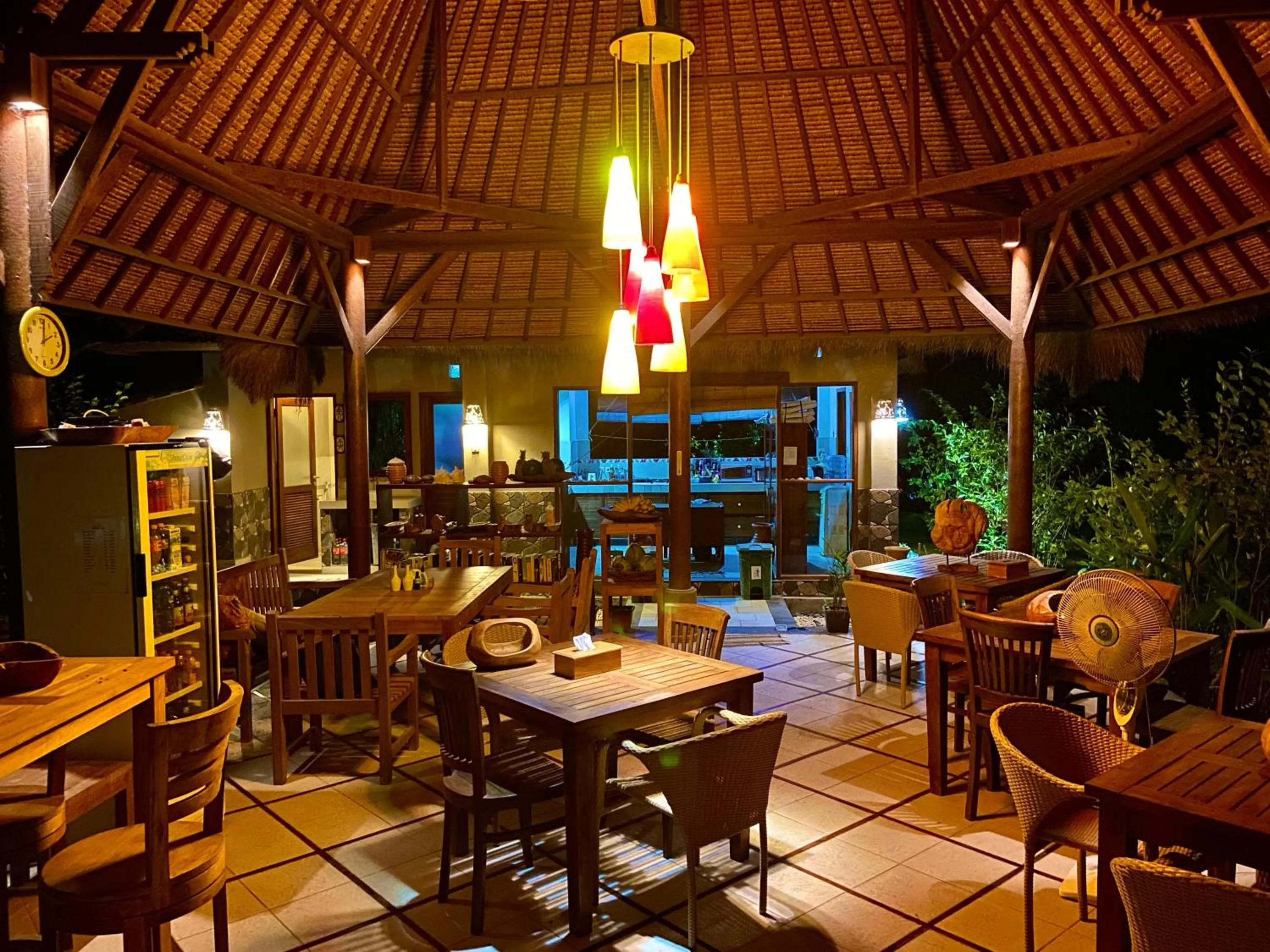 Sunia Loka Bungalows & Dive Center