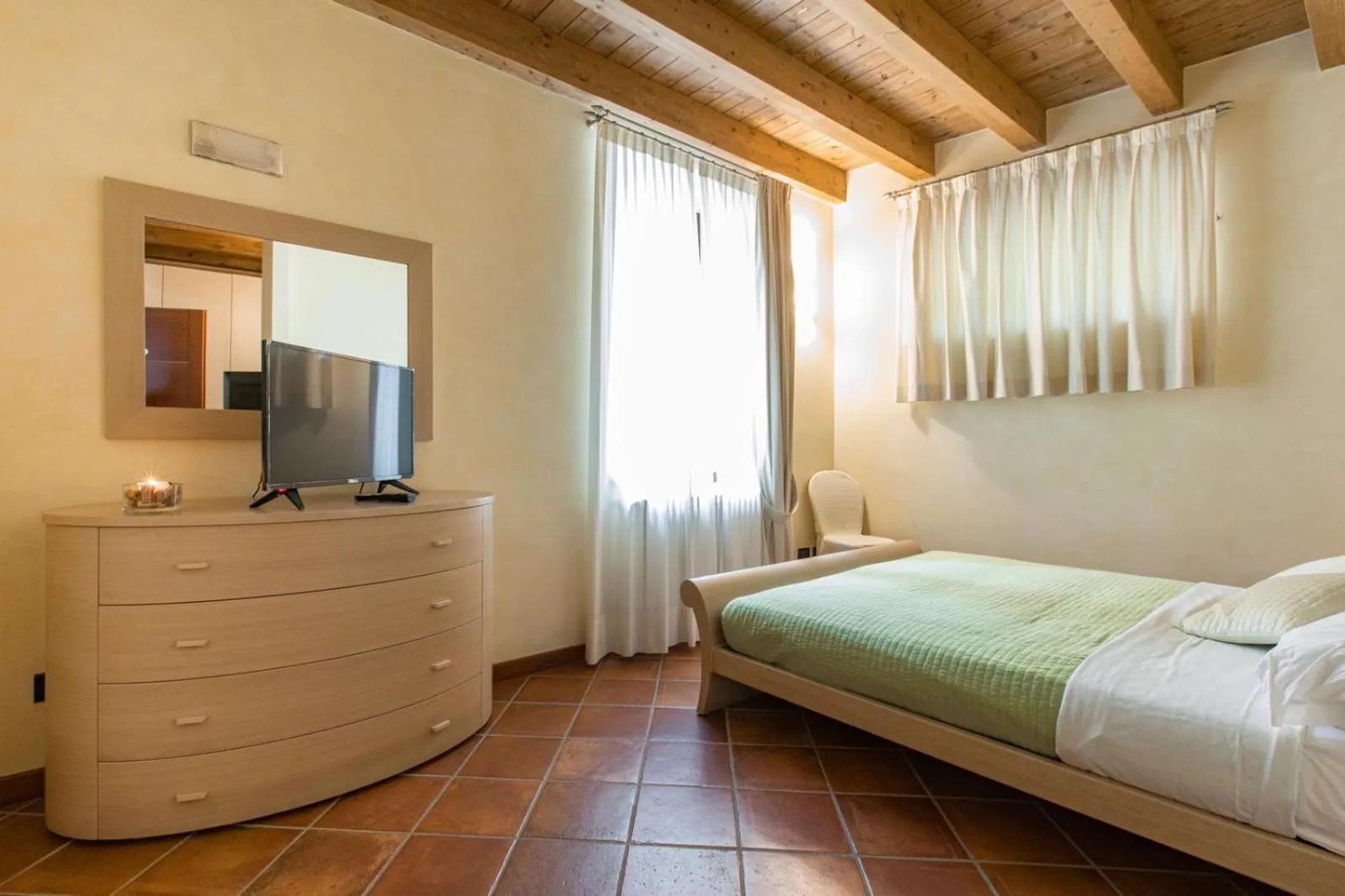 Bedroom, Bed in Fontanile Relais - Valcalepio Lounge