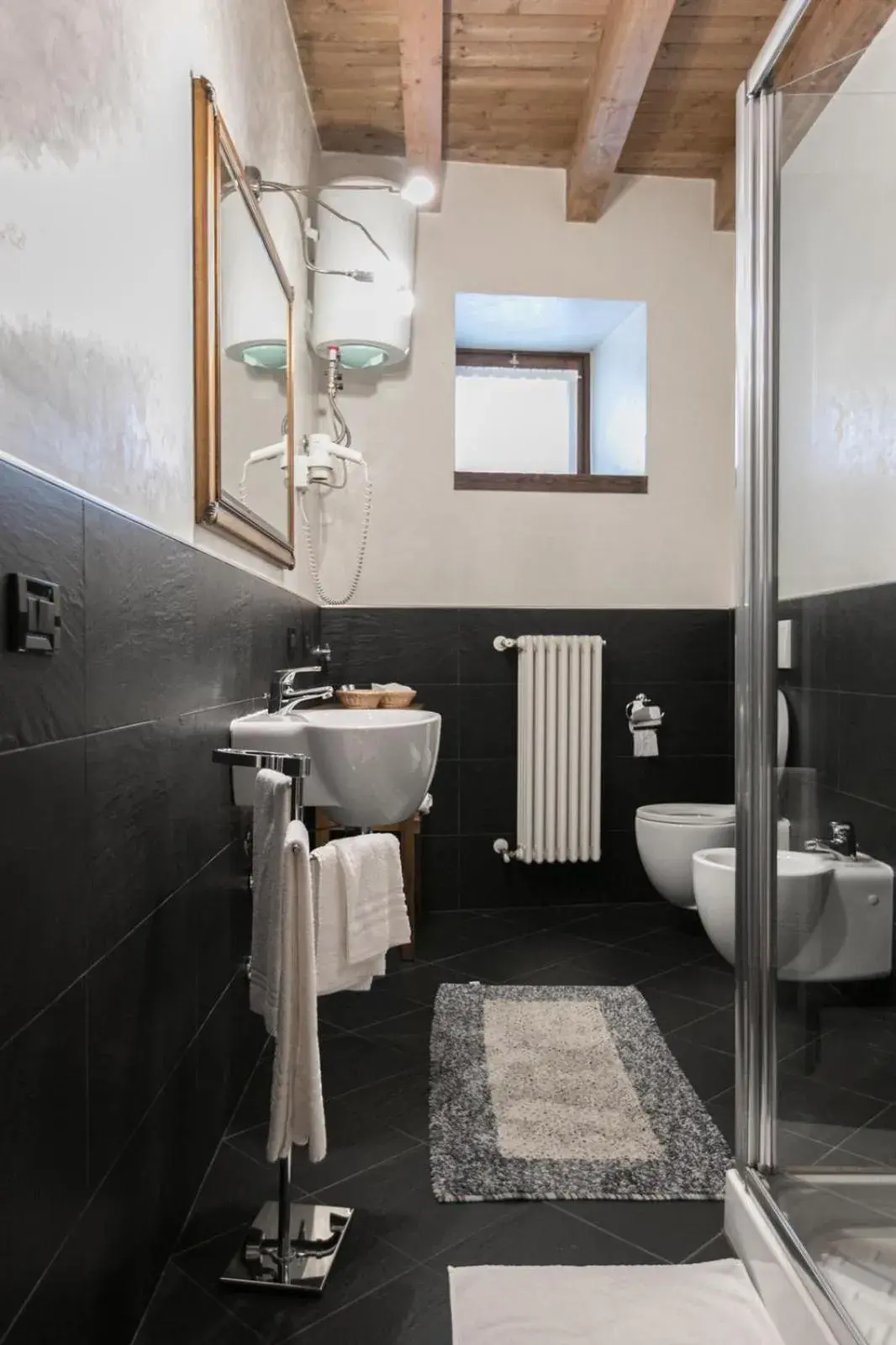 Double Room in Fontanile Relais - Valcalepio Lounge Double Room in Fontanile Relais - Valcalepio Lounge