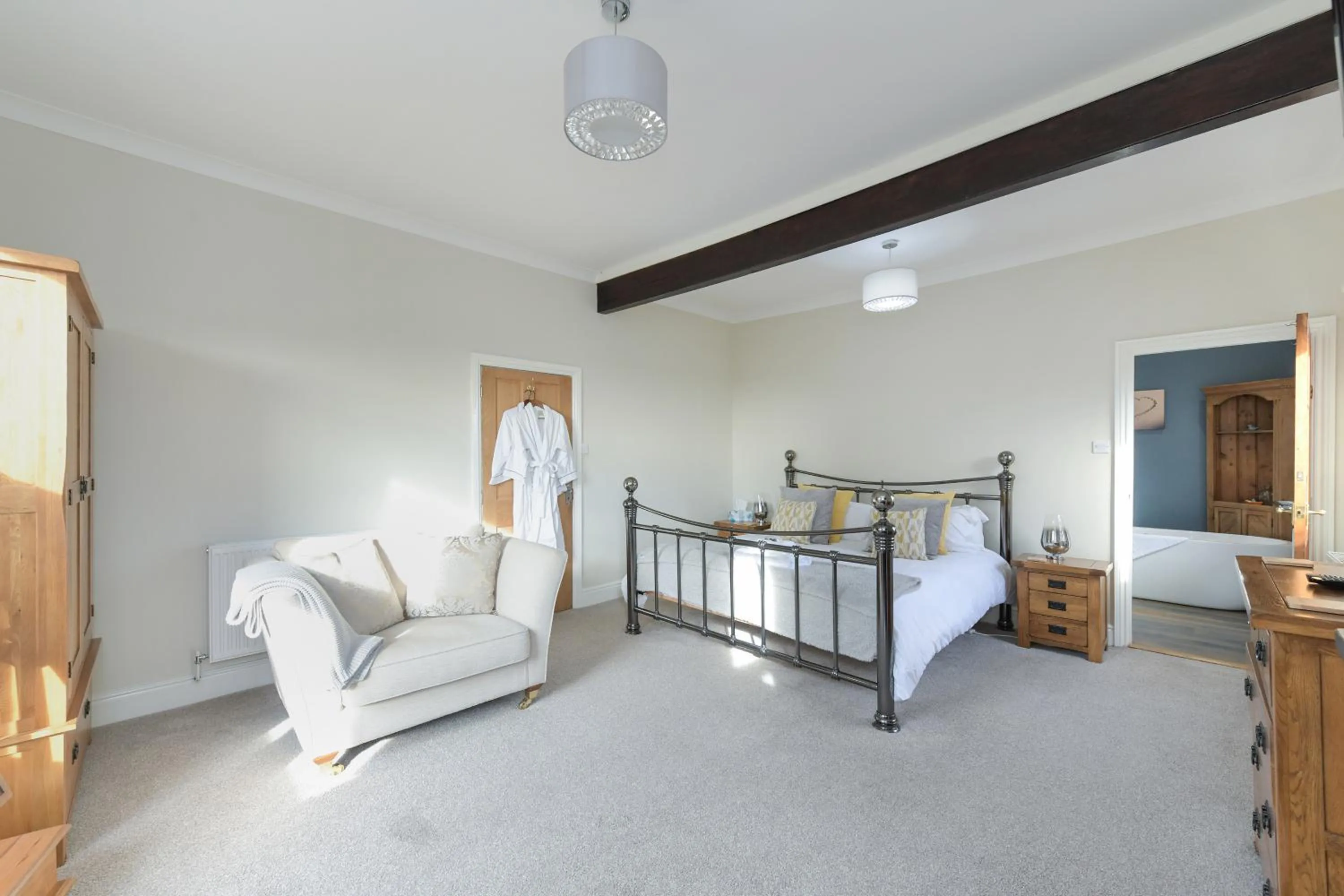 Bedroom, Bed in Borrowfield Lodge