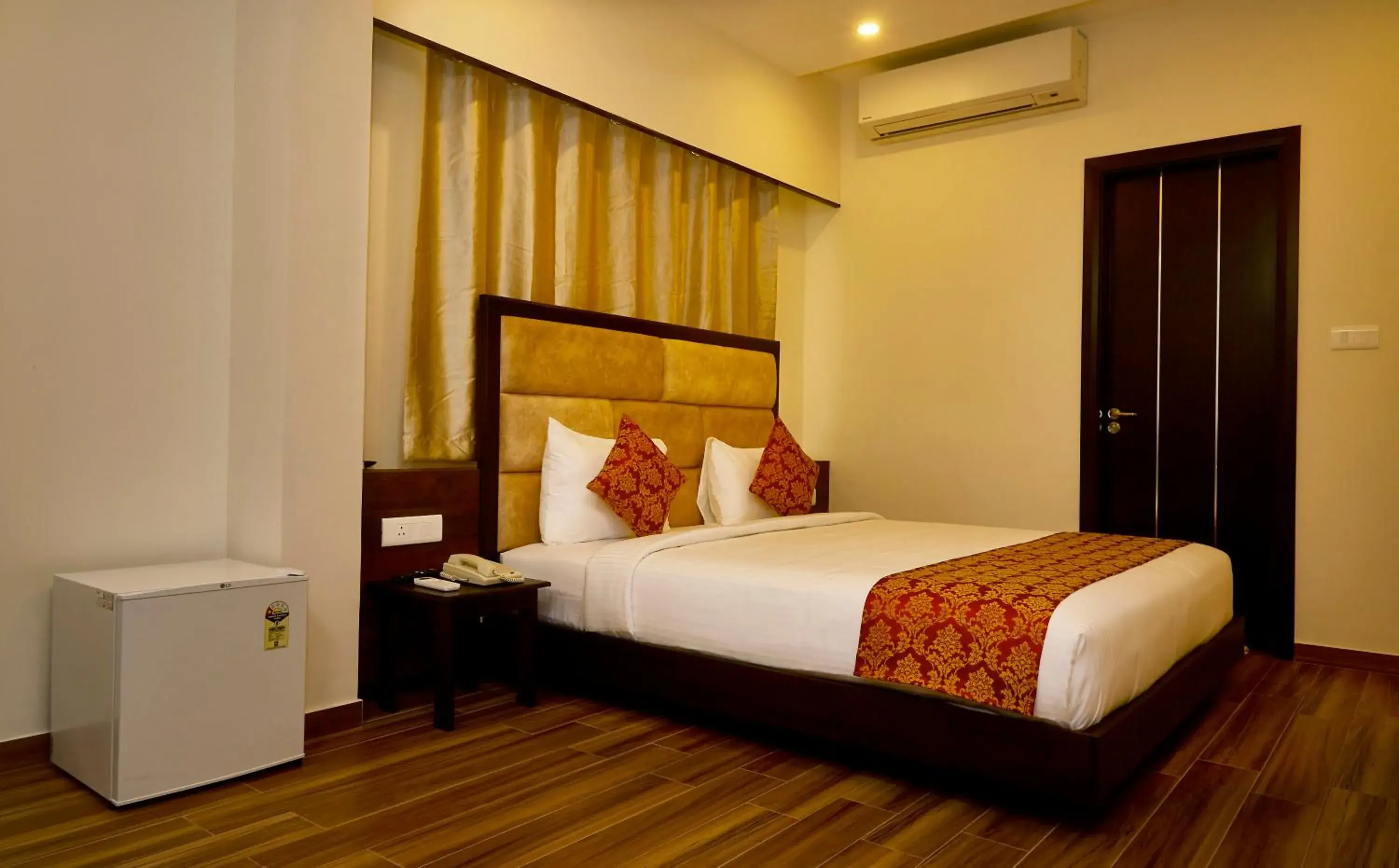 Bedroom, Bed in The Continentti Whitefield Bedroom, Bed in The Continentti Whitefield