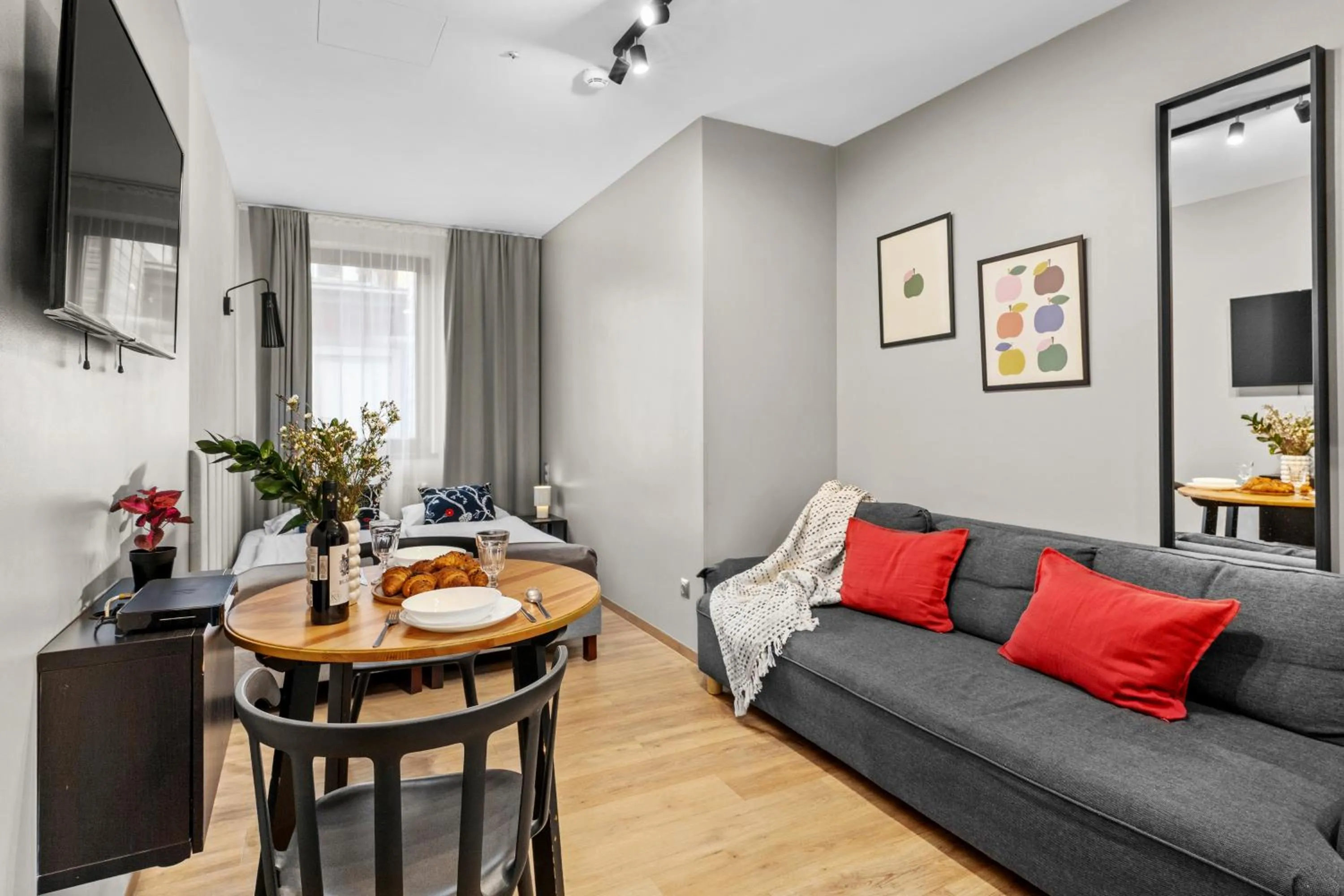 TV and multimedia in Szewska 7 Apartments