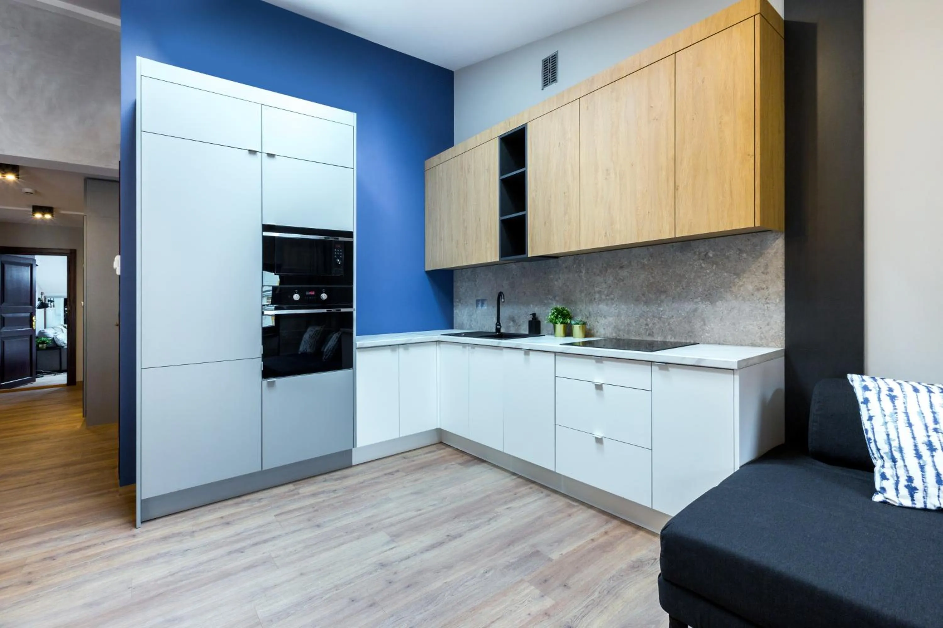 Kitchen or kitchenette in Szewska 7 Apartments