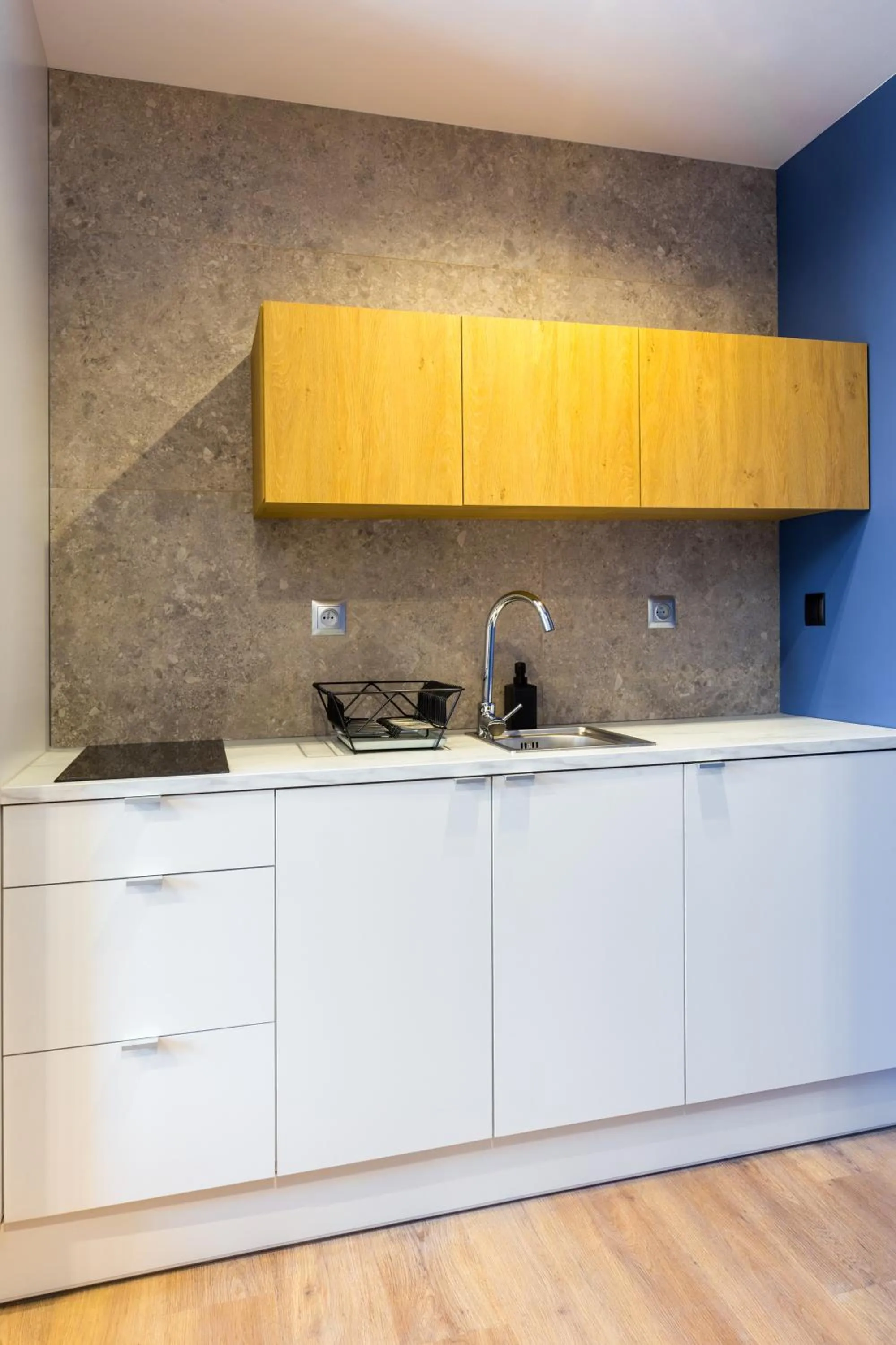 Kitchen or kitchenette in Szewska 7 Apartments