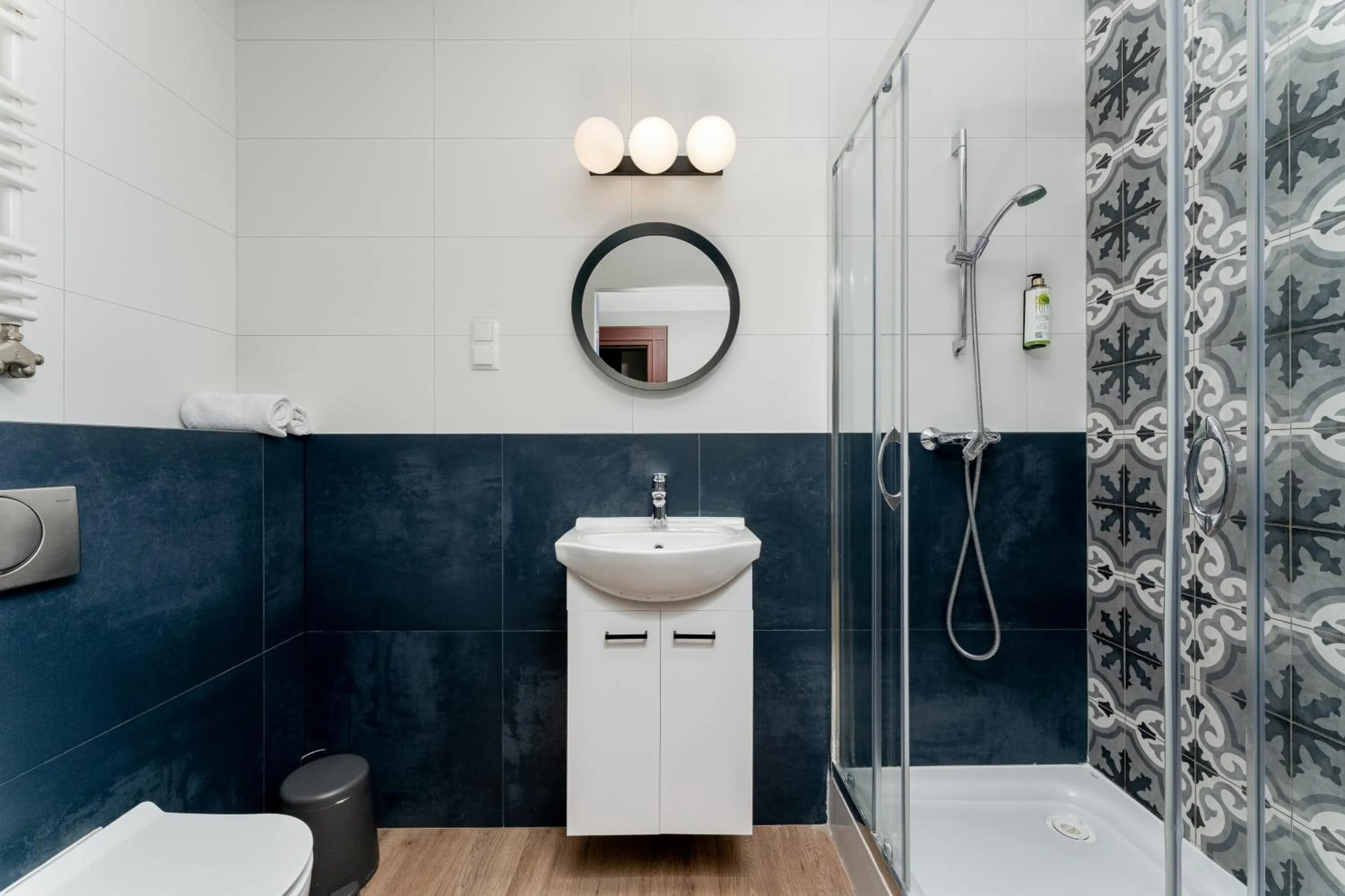 Shower in Szewska 7 Apartments