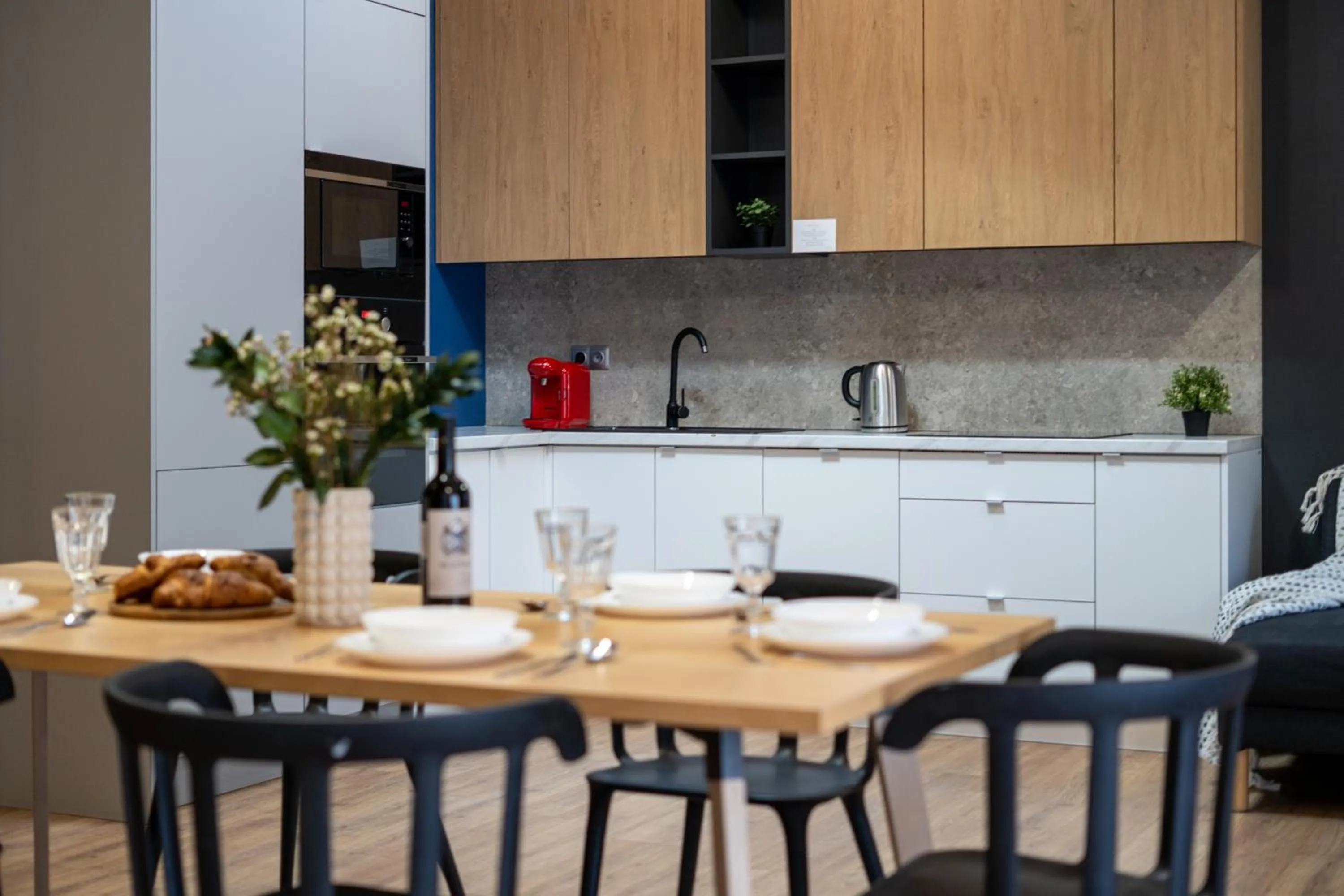 Kitchen or kitchenette in Szewska 7 Apartments