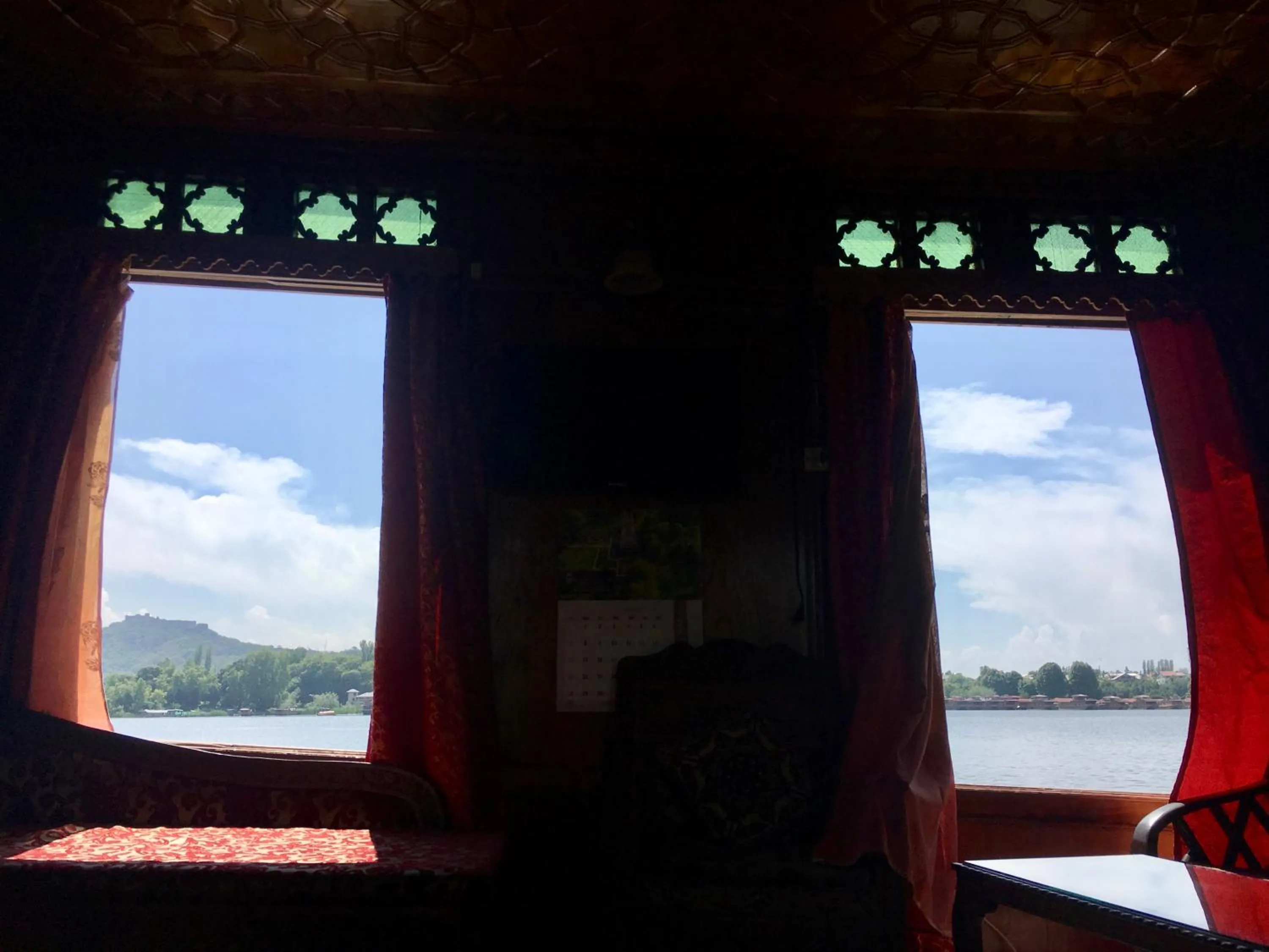 Lake view in Houseboat Lily of Nageen