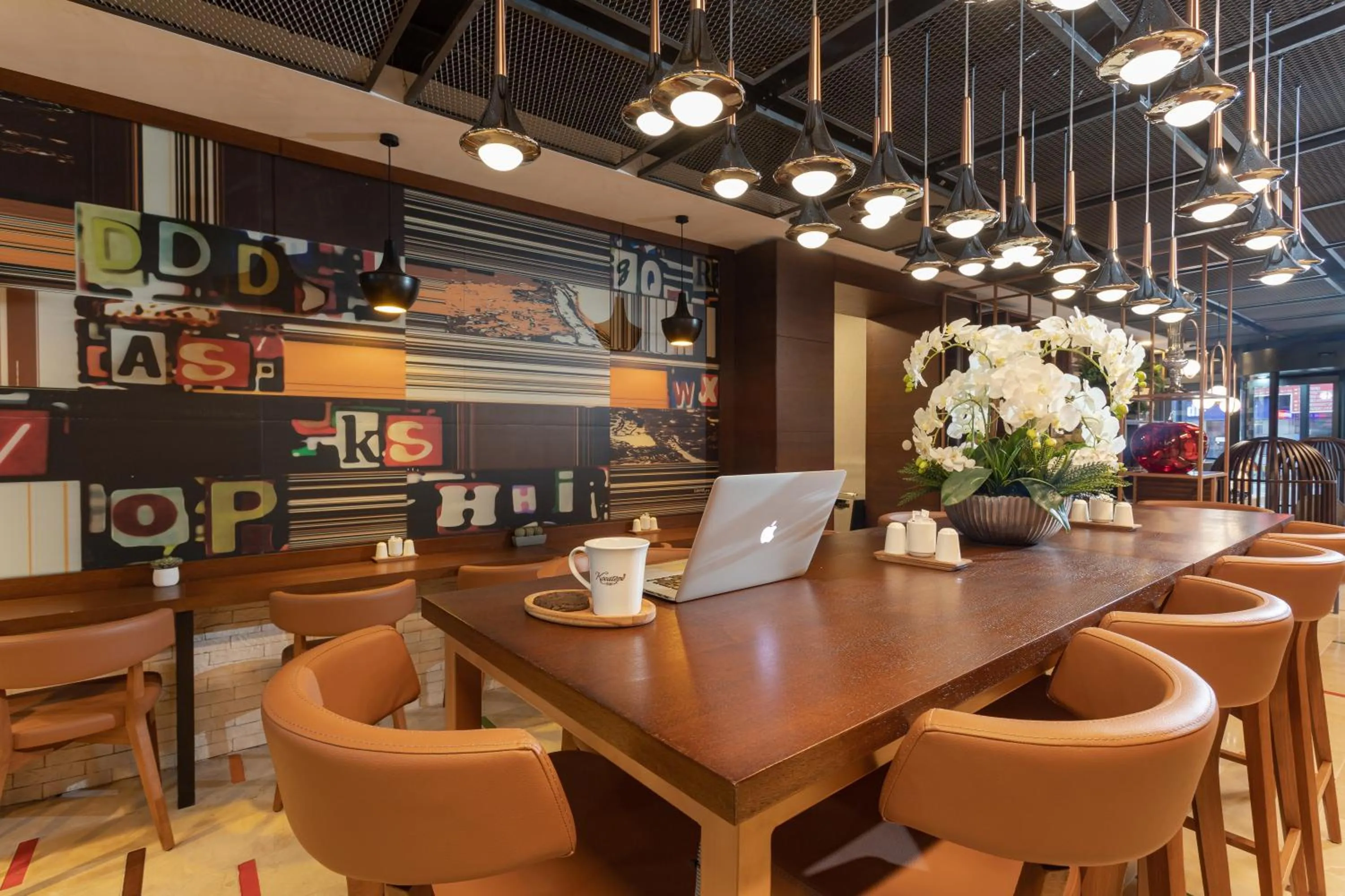 Restaurant/places to eat in ROX Hotel Ankara