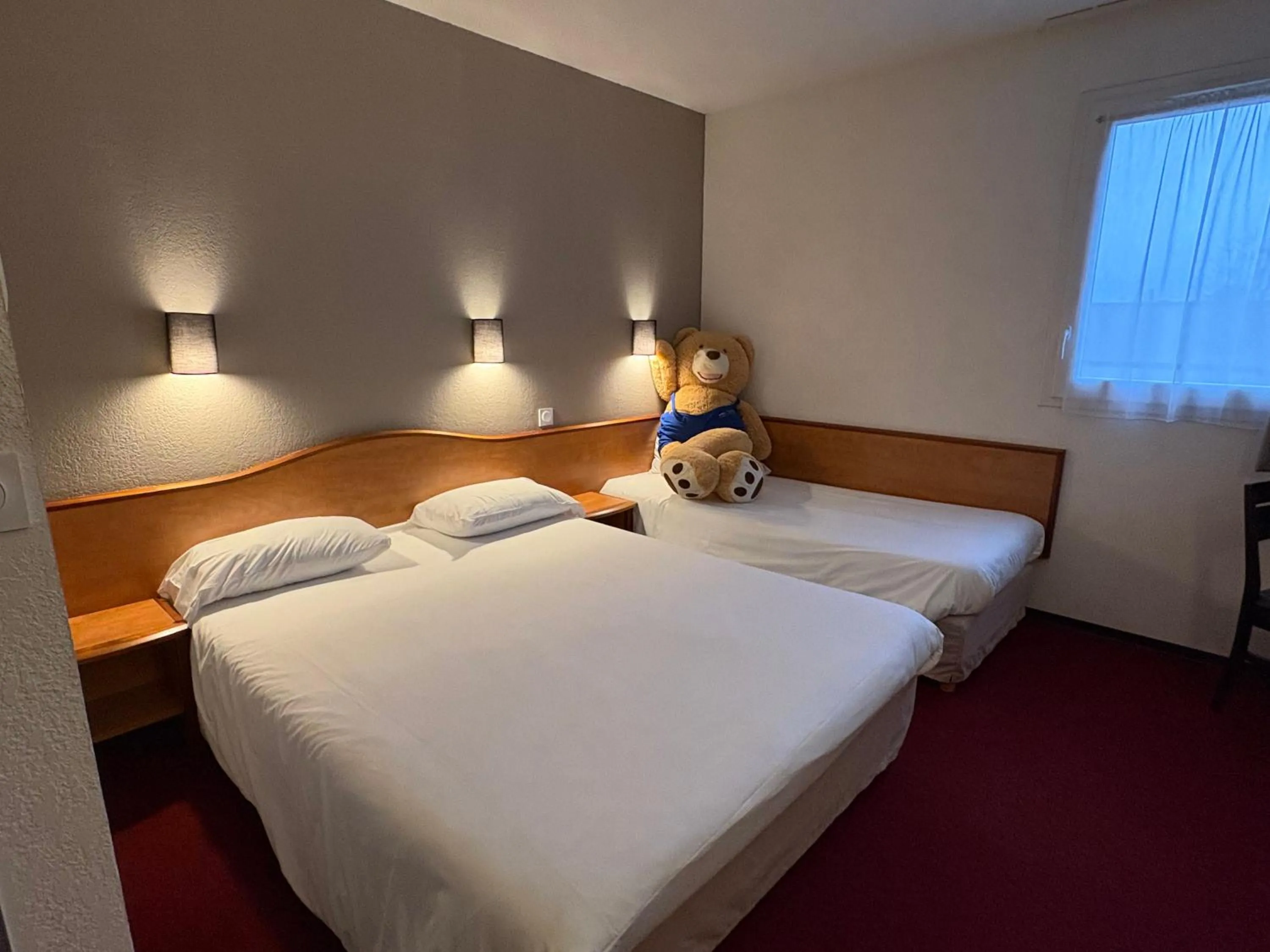 Bed in Brit Hotel Confort Villeneuve Sur Lot