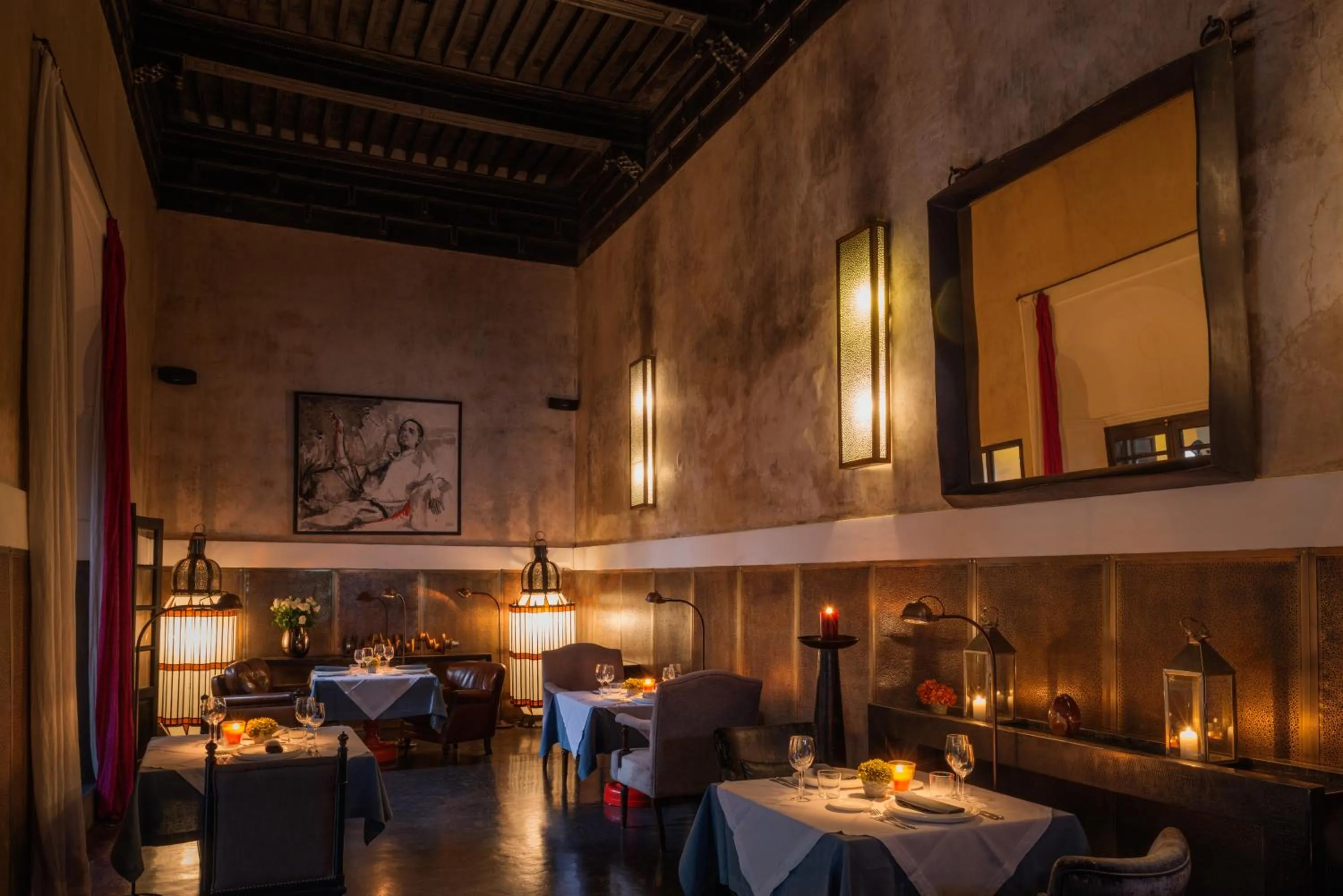 Restaurant/places to eat in 72 Hotel & Spa