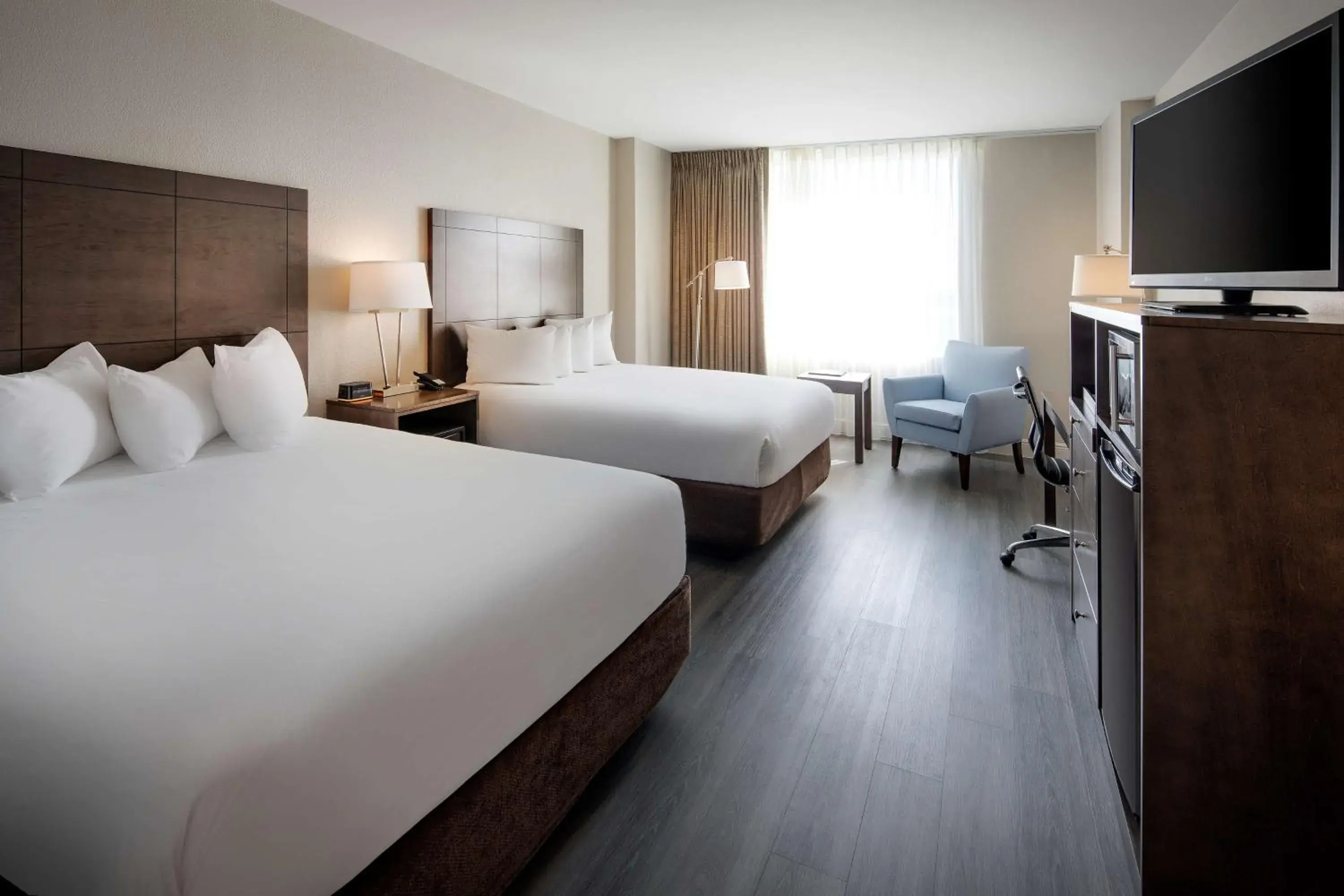 Photo of the whole room, Bed in The Florida Hotel & Conference Center in the Florida Mall Photo of the whole room, Bed in The Florida Hotel & Conference Center in the Florida Mall