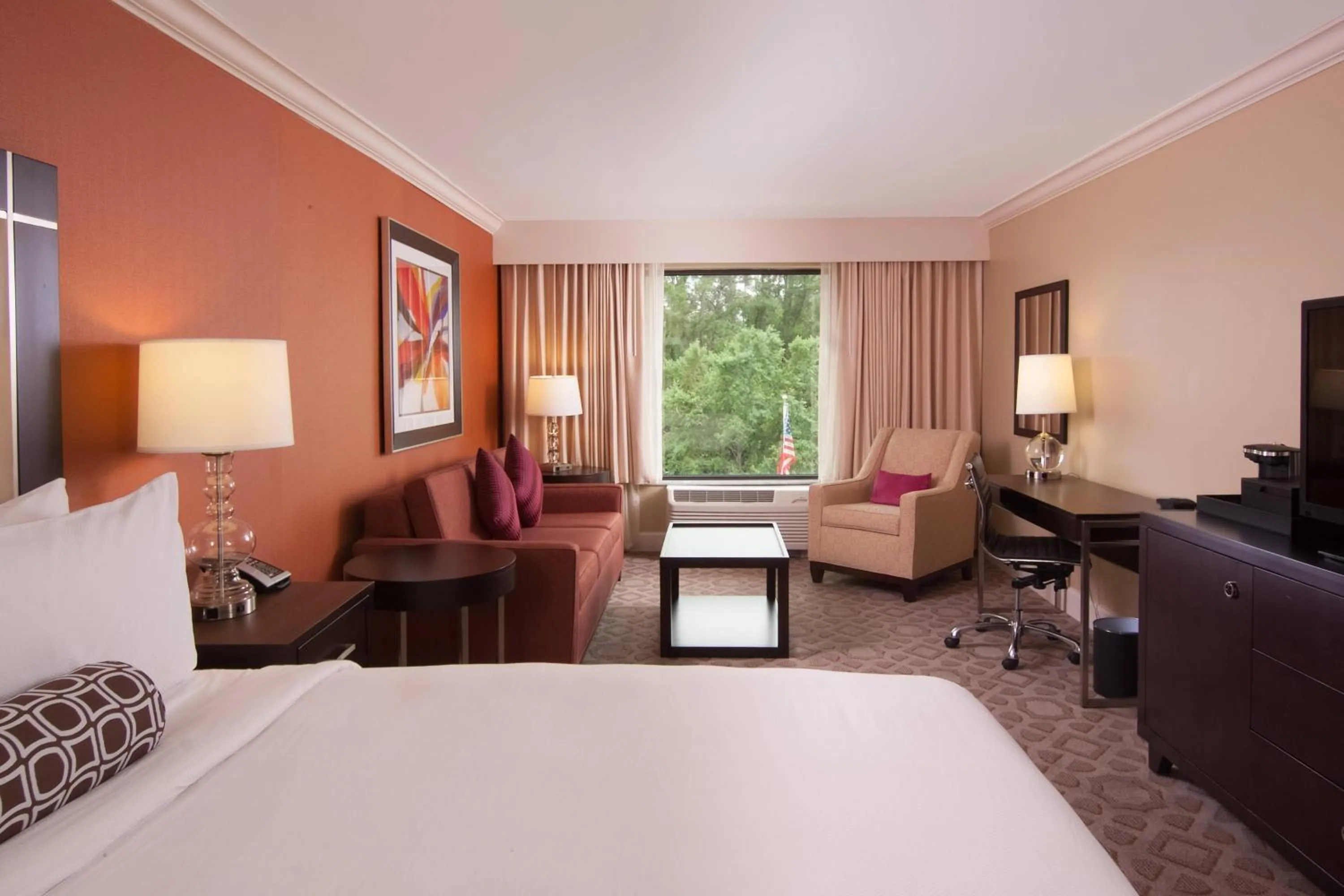 Photo of the whole room, Bed in Delta Hotels by Marriott Orlando Lake Buena Vista