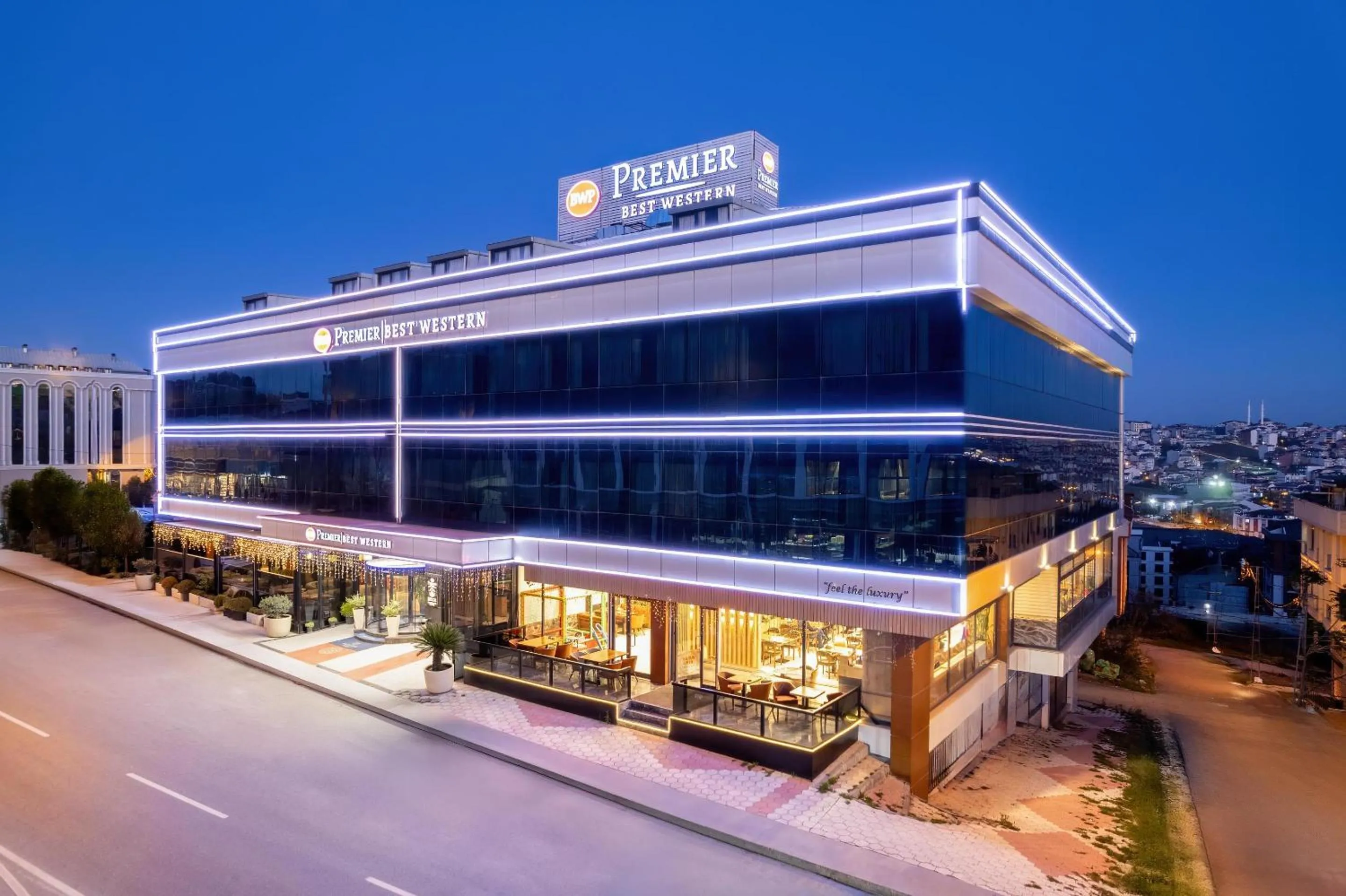 Property building in Best Western Premier Hidden Hills Hotel