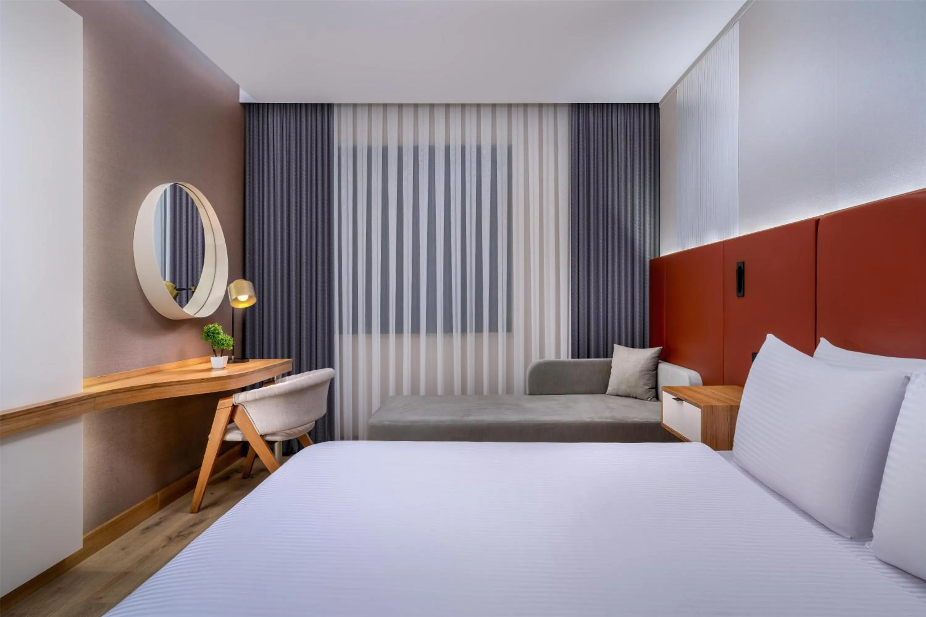 Bedroom, Bed in Best Western Premier Hidden Hills Hotel