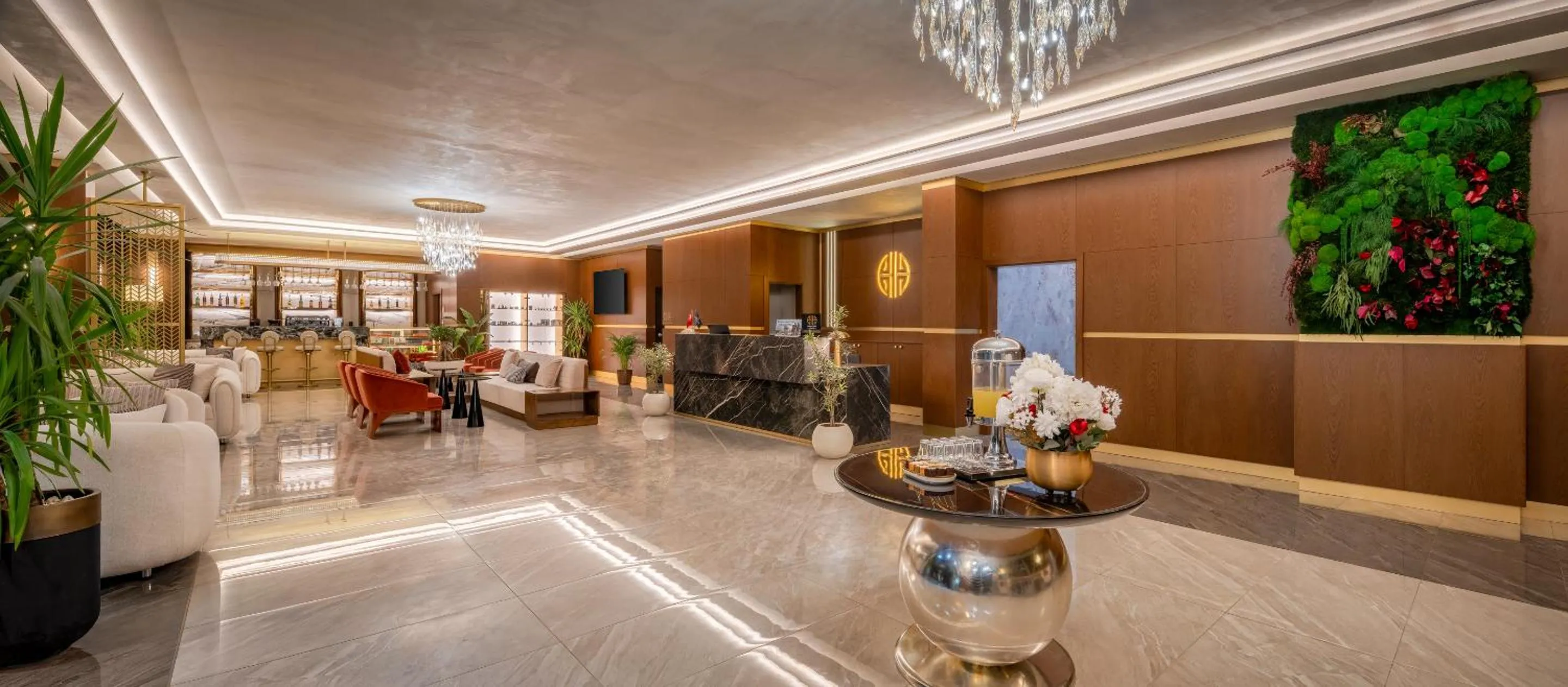 Lobby or reception in Best Western Premier Hidden Hills Hotel