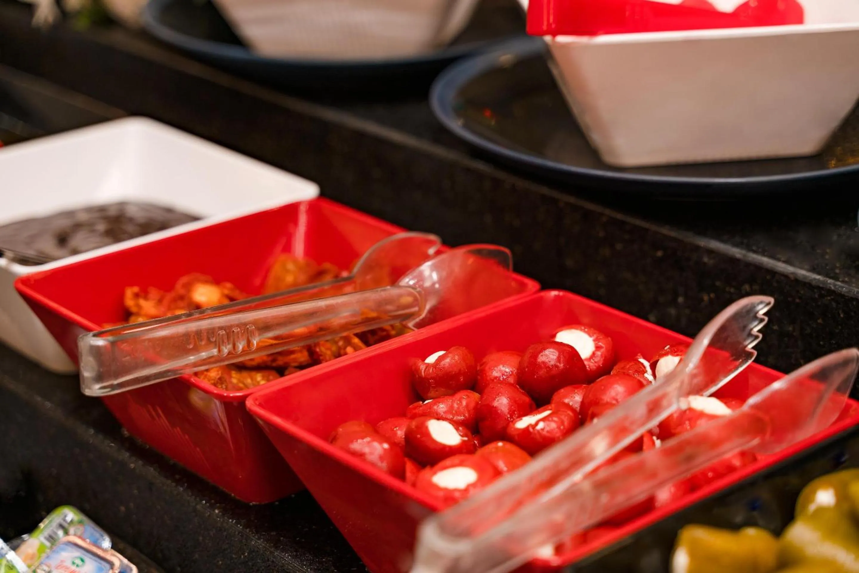 Restaurant/places to eat in Best Western Premier Hidden Hills Hotel